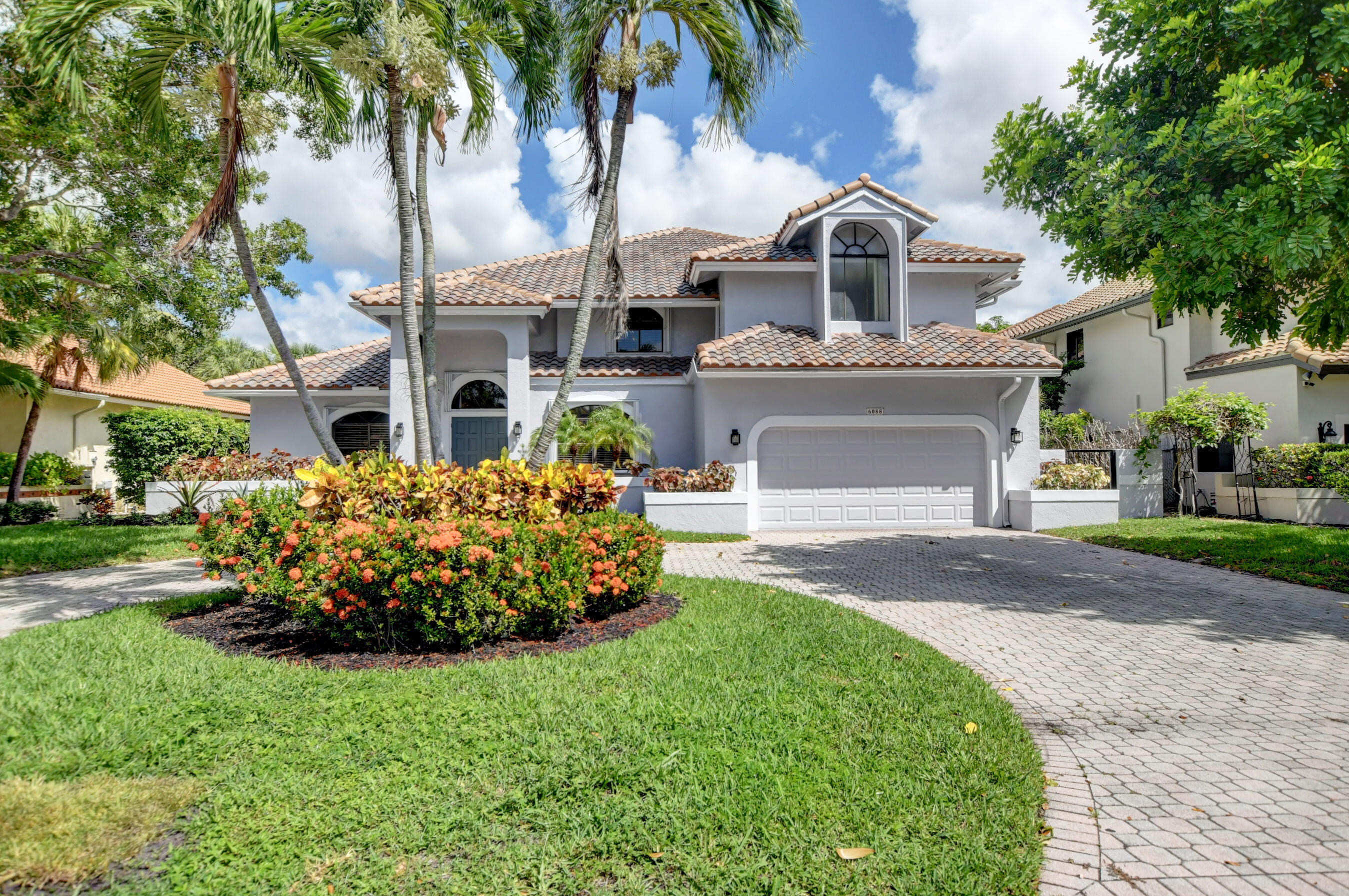 6088 Vista Linda Lane