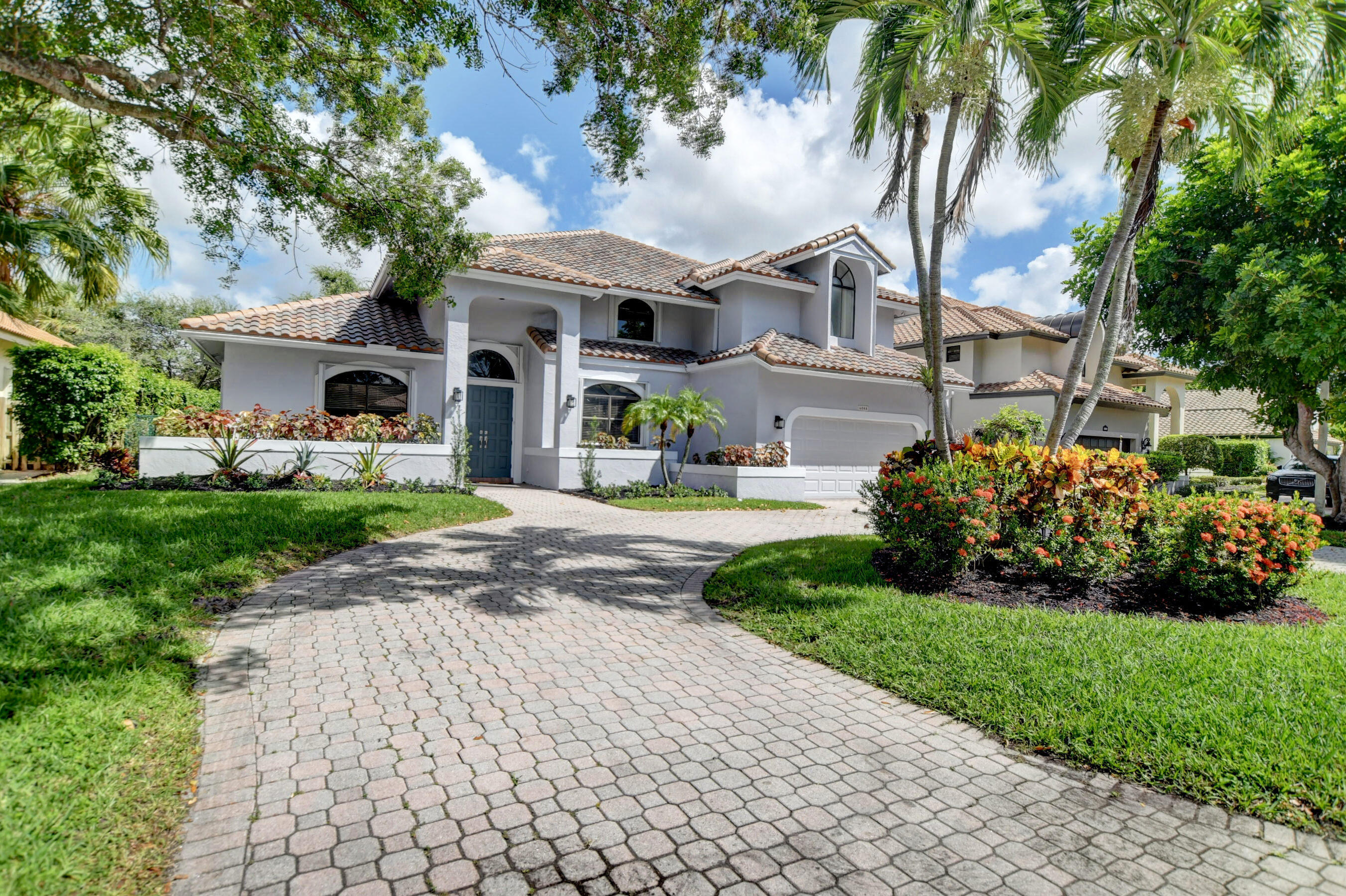 6088 Vista Linda Lane