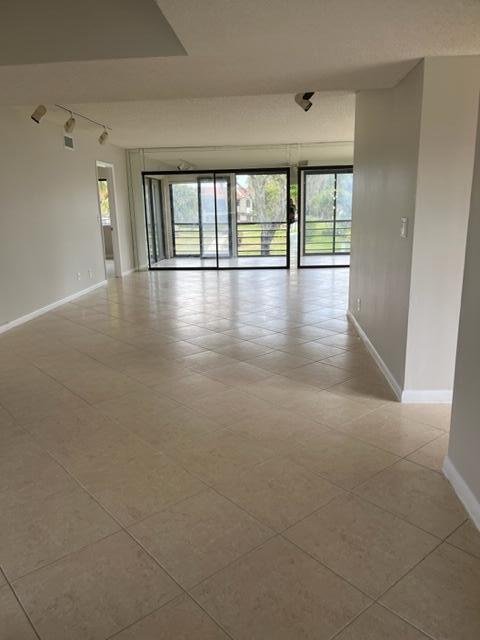 FAIRWAY PARK CONDO - Residential