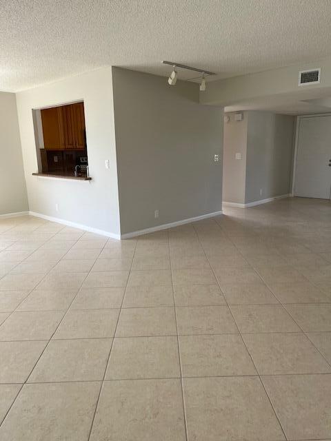 FAIRWAY PARK CONDO - Residential