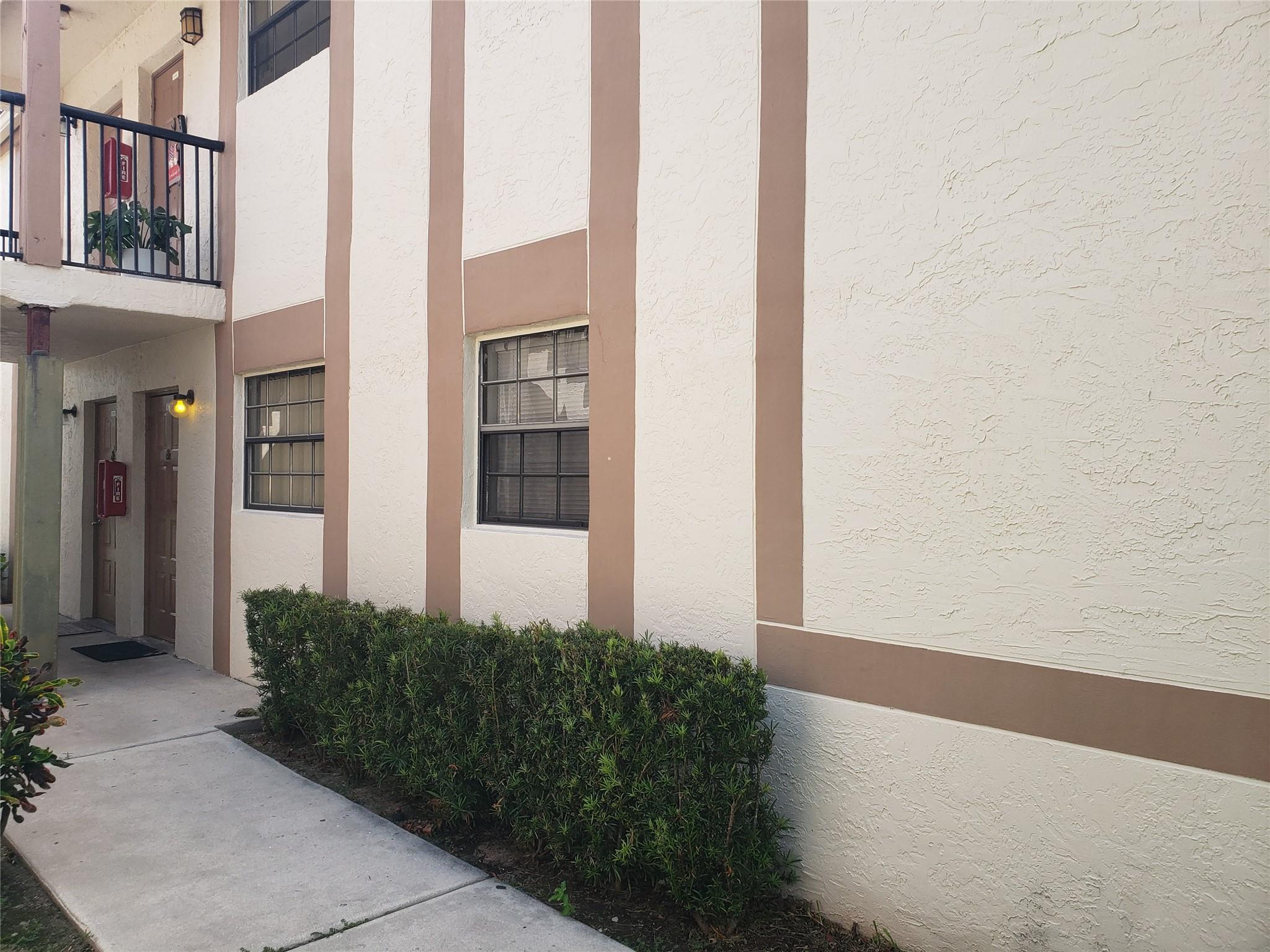 12252 Royal Palm Blvd B-3