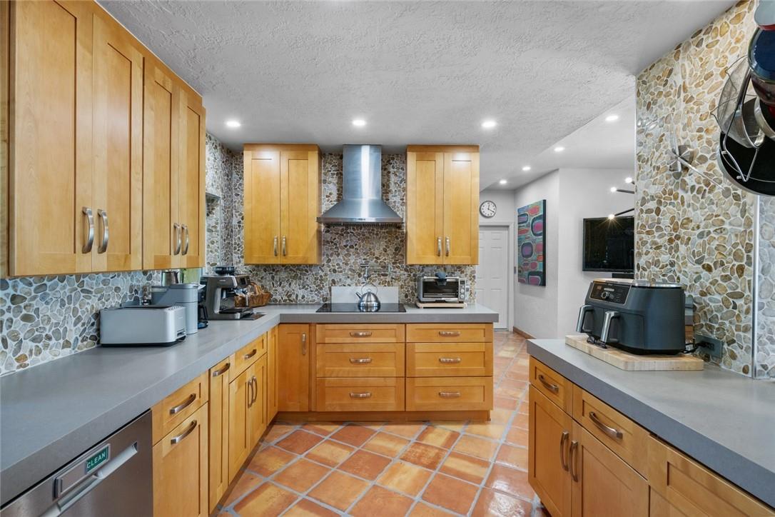 Coral Ridge 21-50 B - Residential