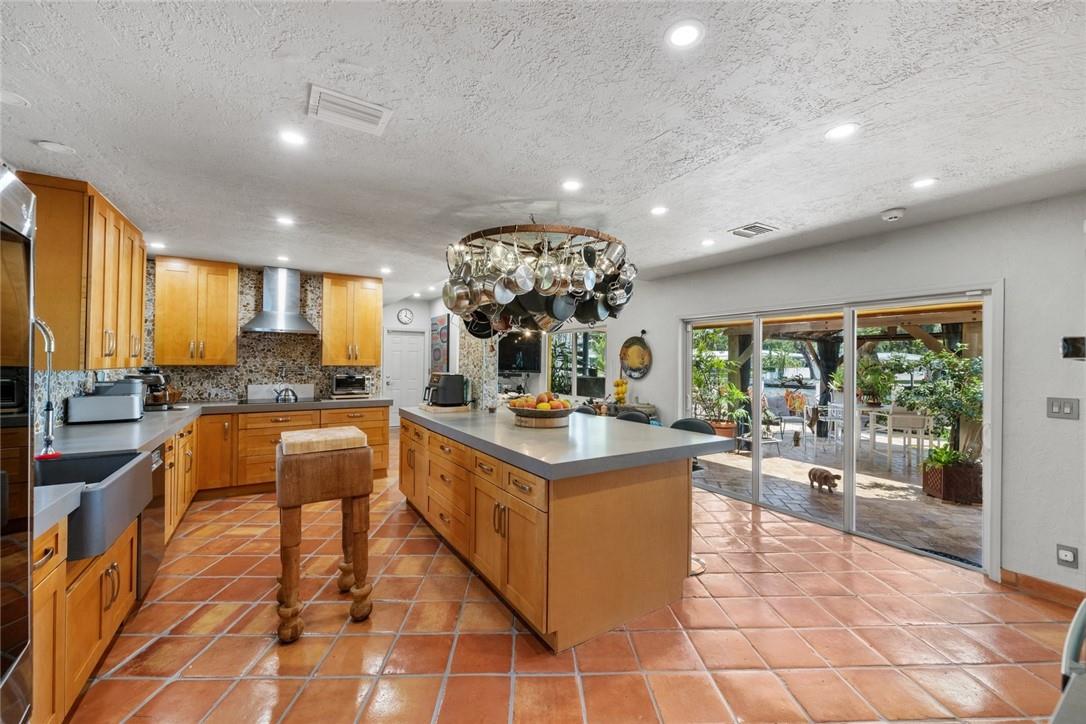 Coral Ridge 21-50 B - Residential