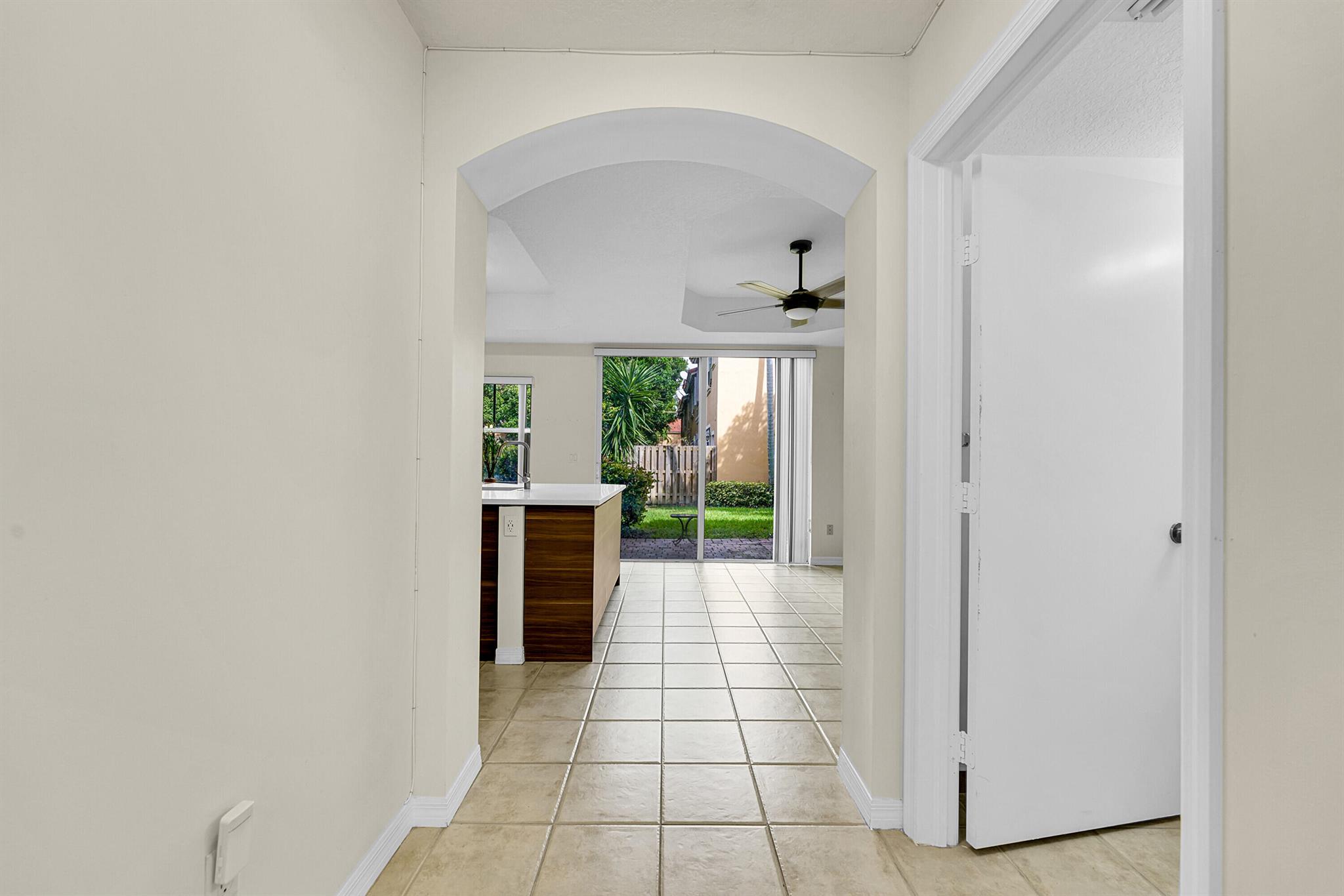 4972 Leeward Lane 3905