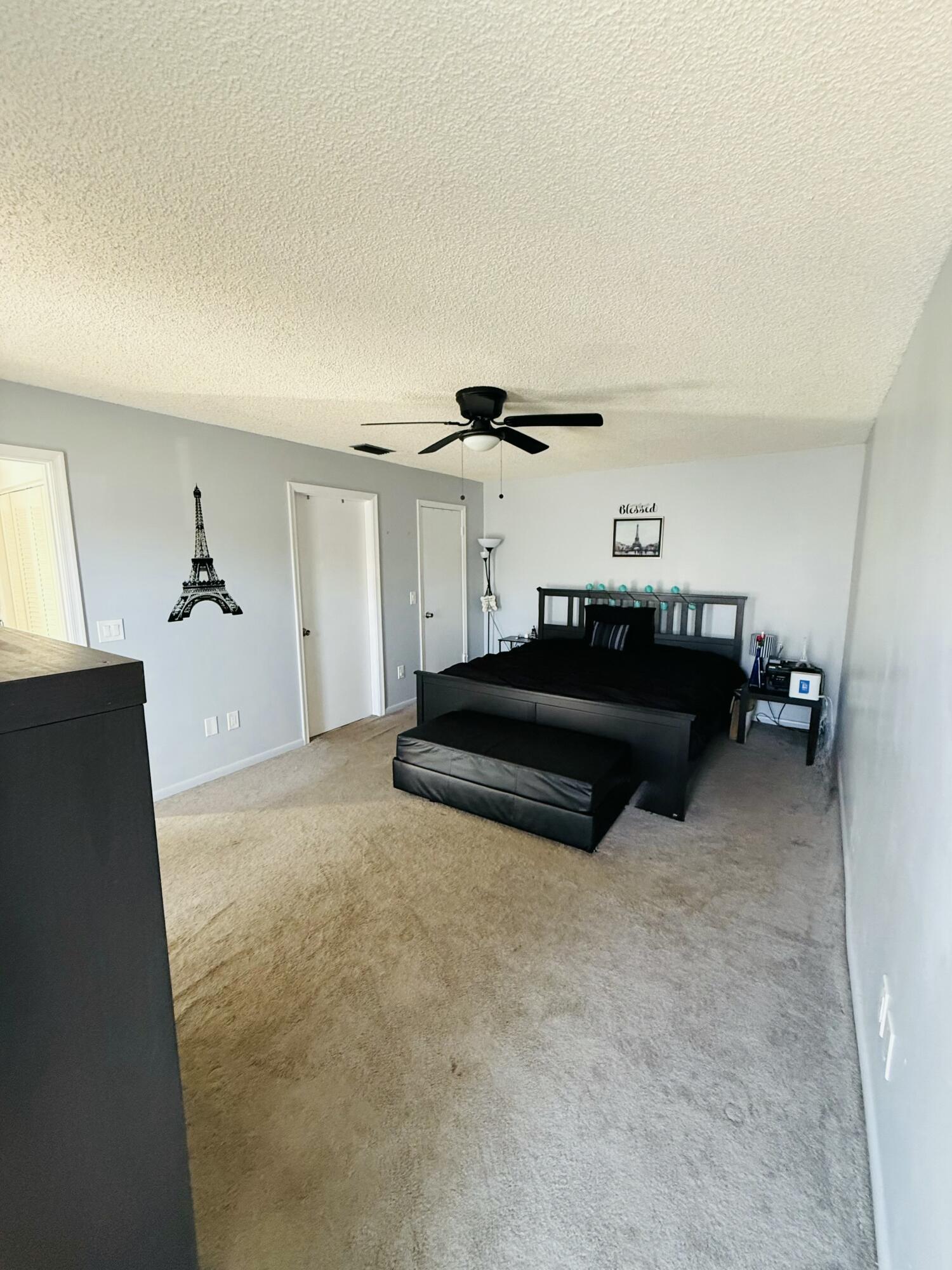 QUADRILLE - Residential