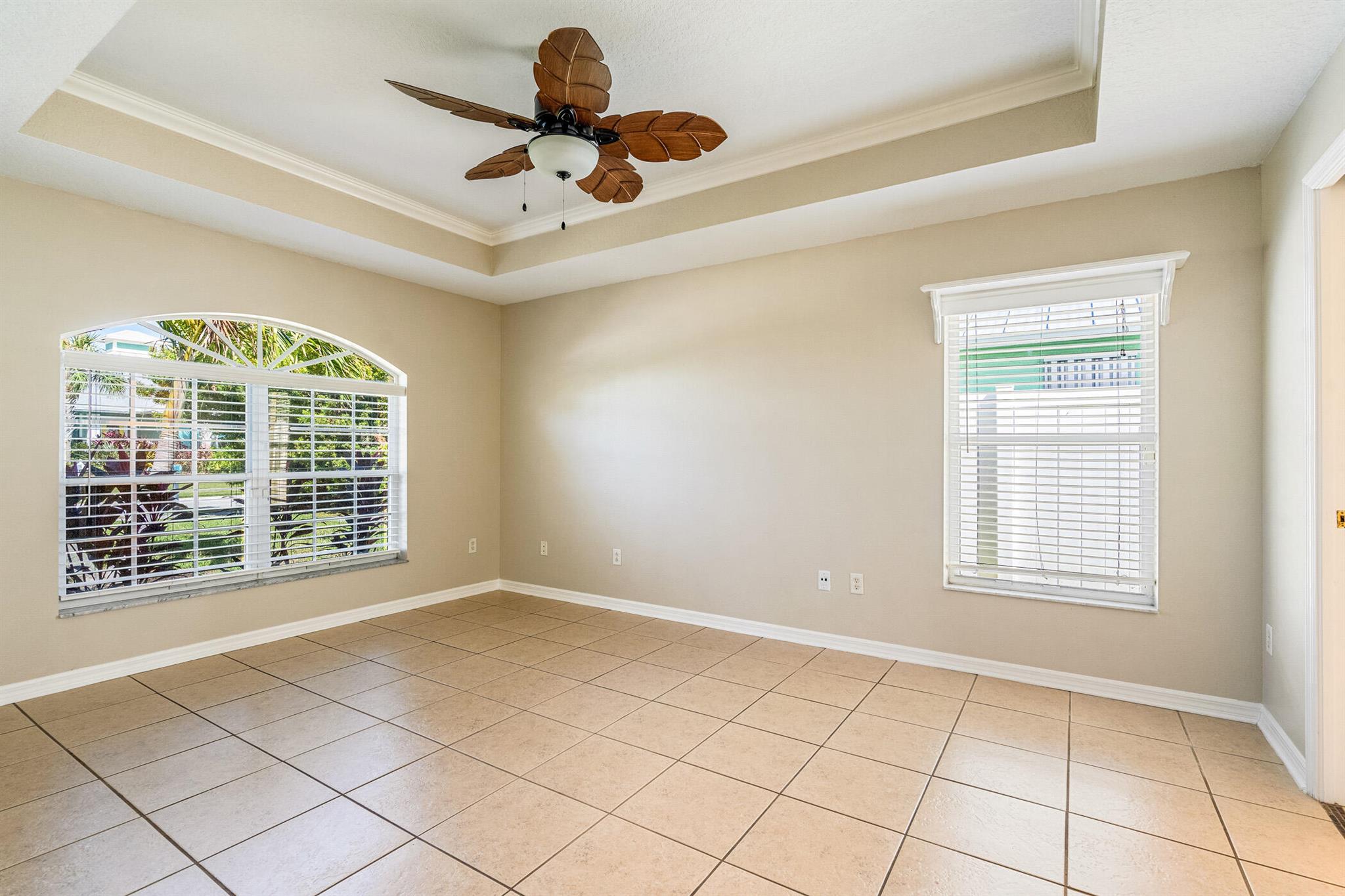 BEACHCOMBER PHASE I - Residential
