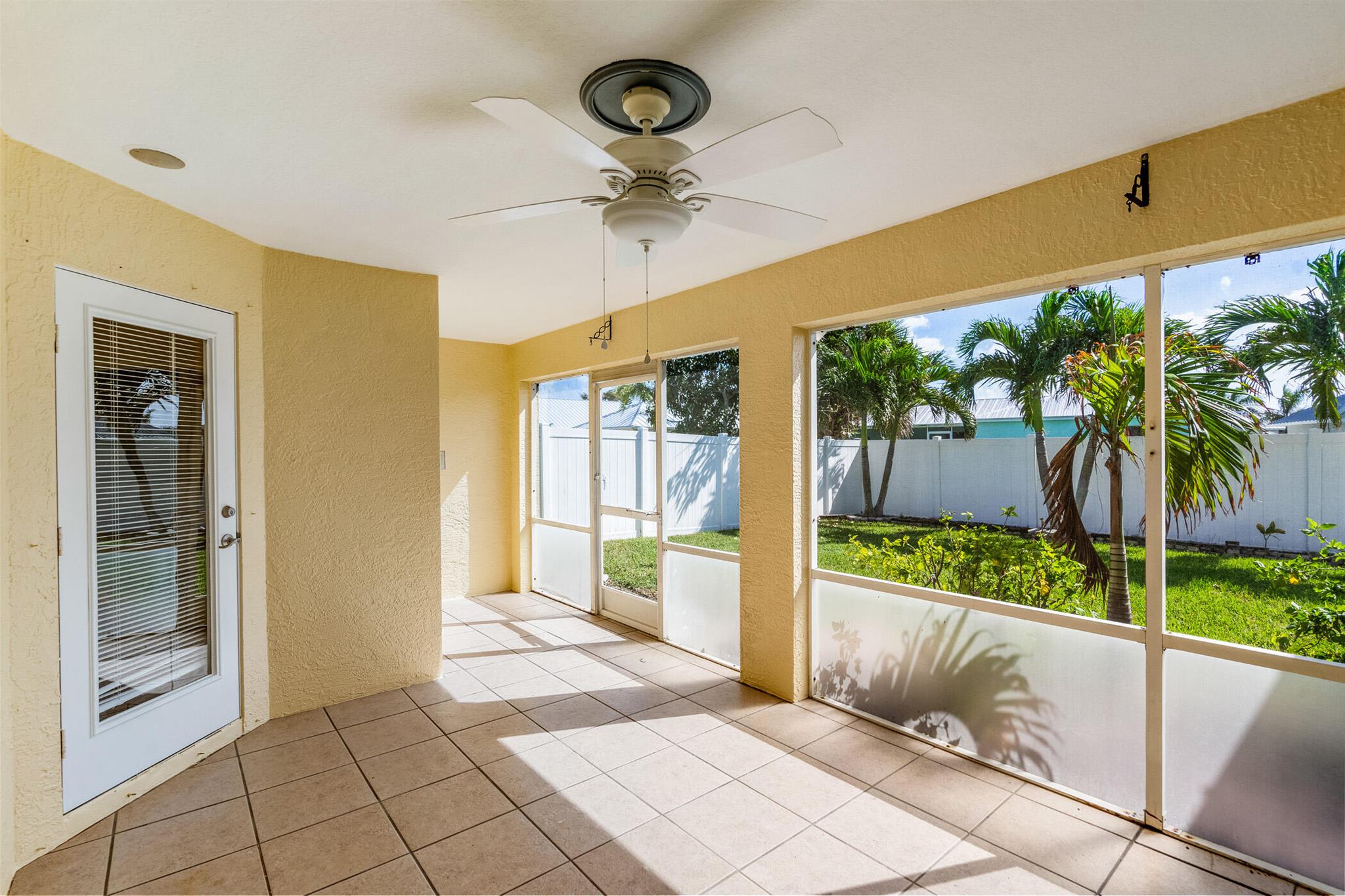 BEACHCOMBER PHASE I - Residential