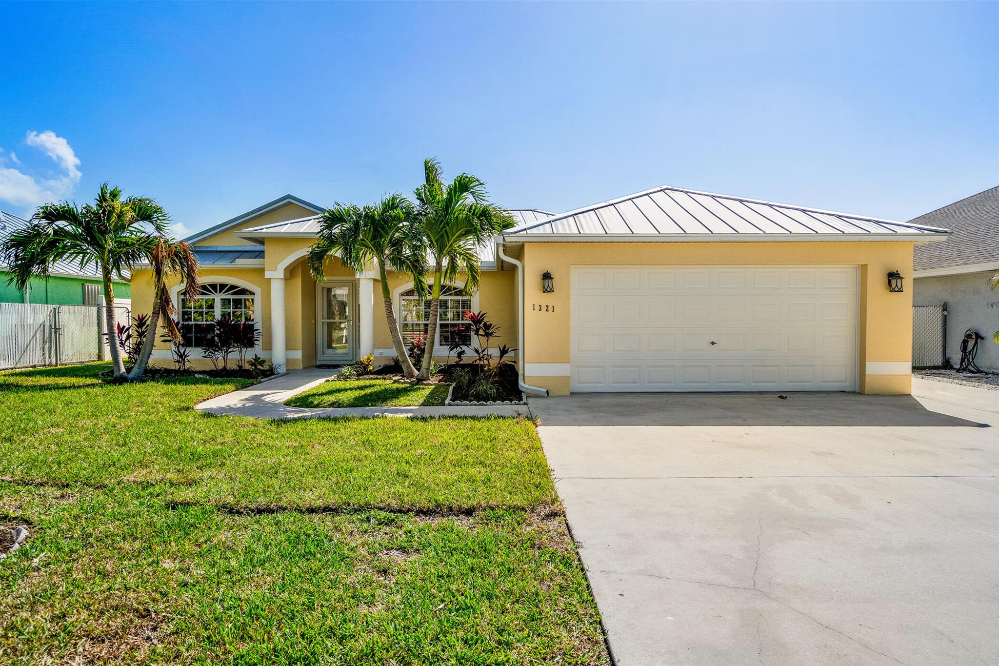 BEACHCOMBER PHASE I - Residential
