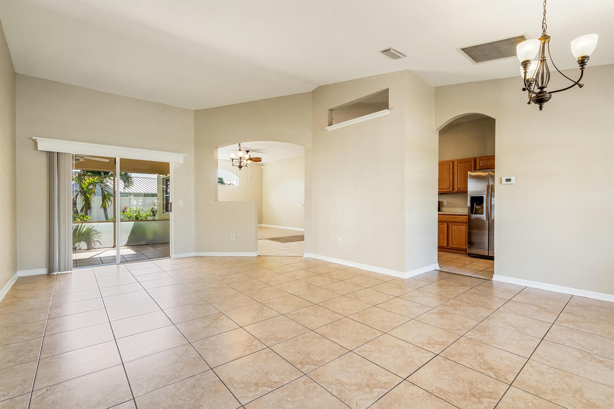 BEACHCOMBER PHASE I - Residential