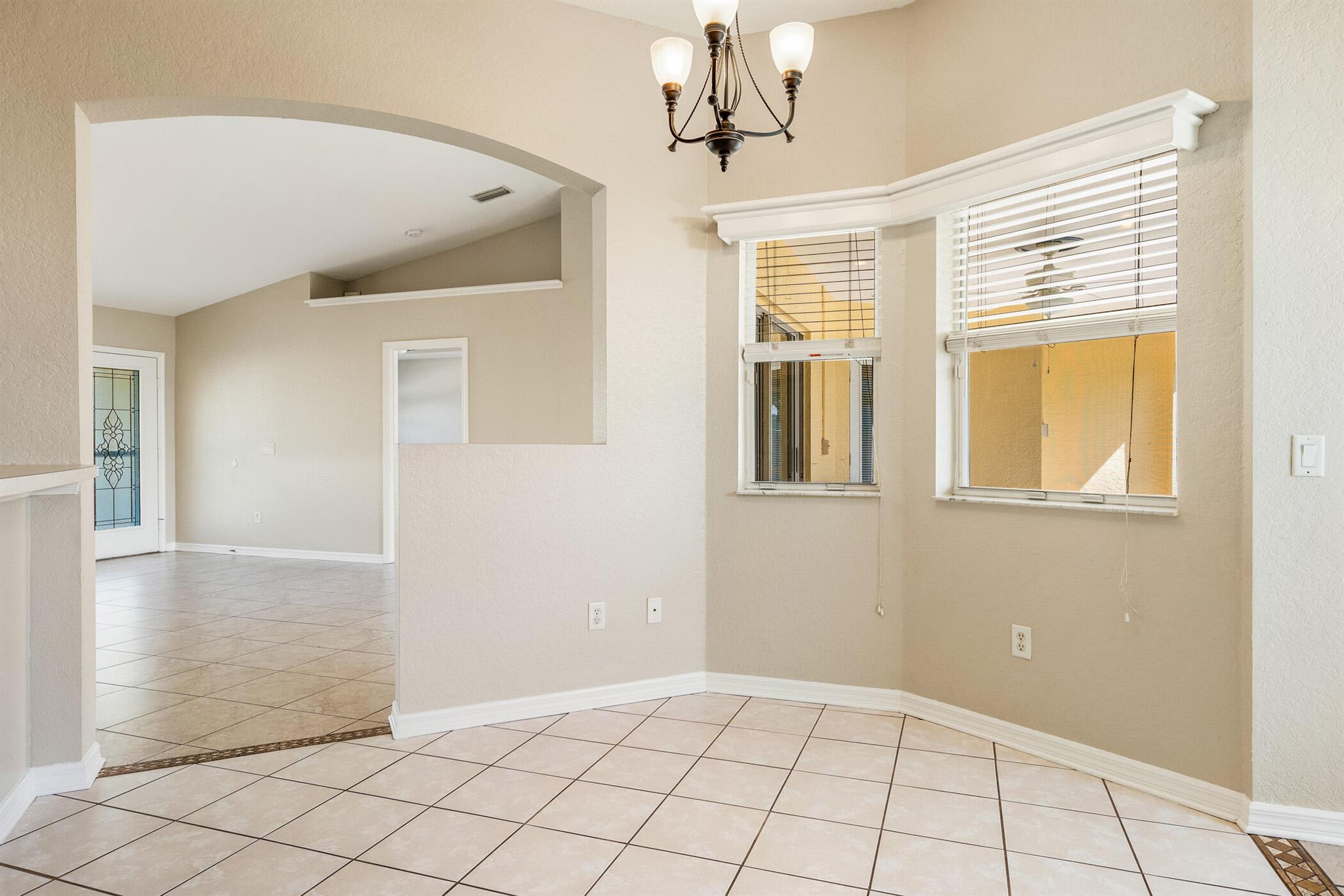 BEACHCOMBER PHASE I - Residential
