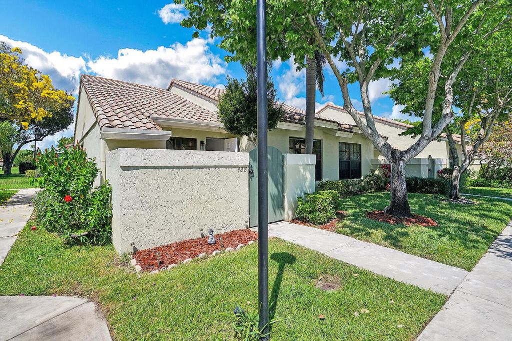 Photo of 488 Hardwood Place, Boca Raton, FL 33431 (MLS # R11079029)