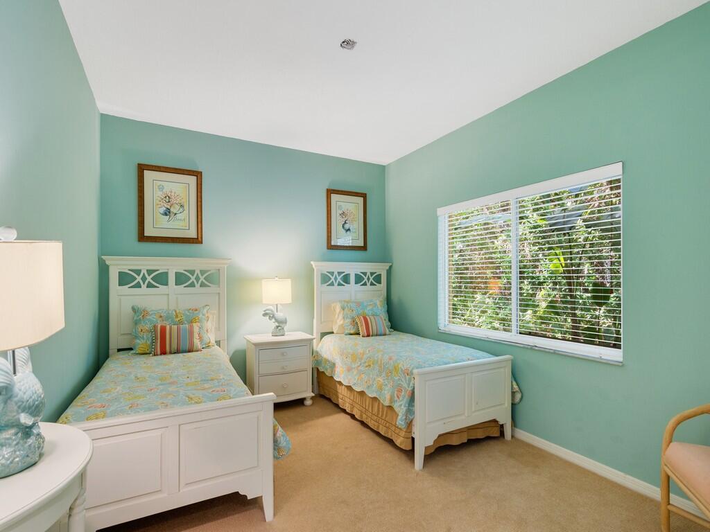 Indian River Shores, Florida, 32963, United States, 4 Bedrooms Bedrooms, ,3 BathroomsBathrooms,Residential,Active,1990859