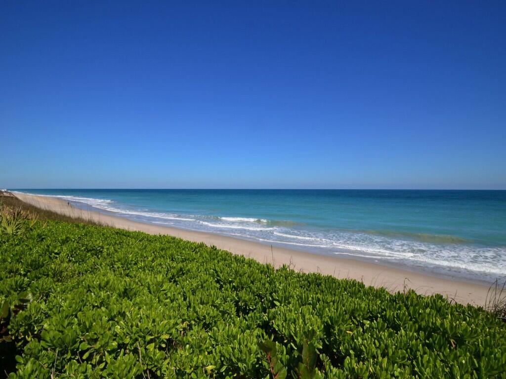 Indian River Shores, Florida, 32963, United States, 4 Bedrooms Bedrooms, ,3 BathroomsBathrooms,Residential,Active,1990859