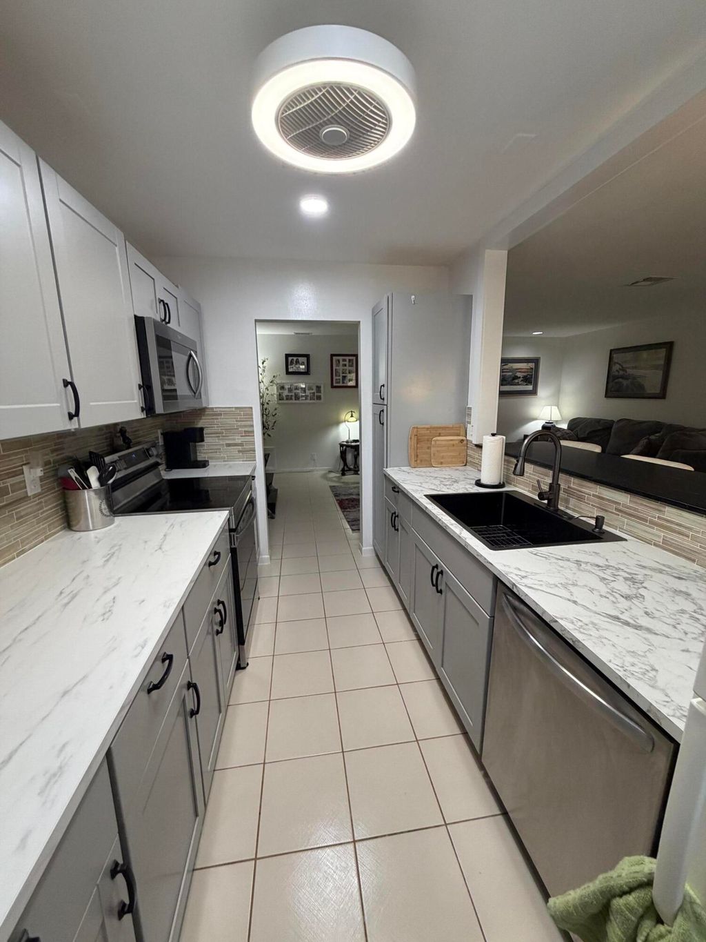 Photo of 14010 Nesting Way, Delray Beach, FL 33484 (MLS # B26052730)