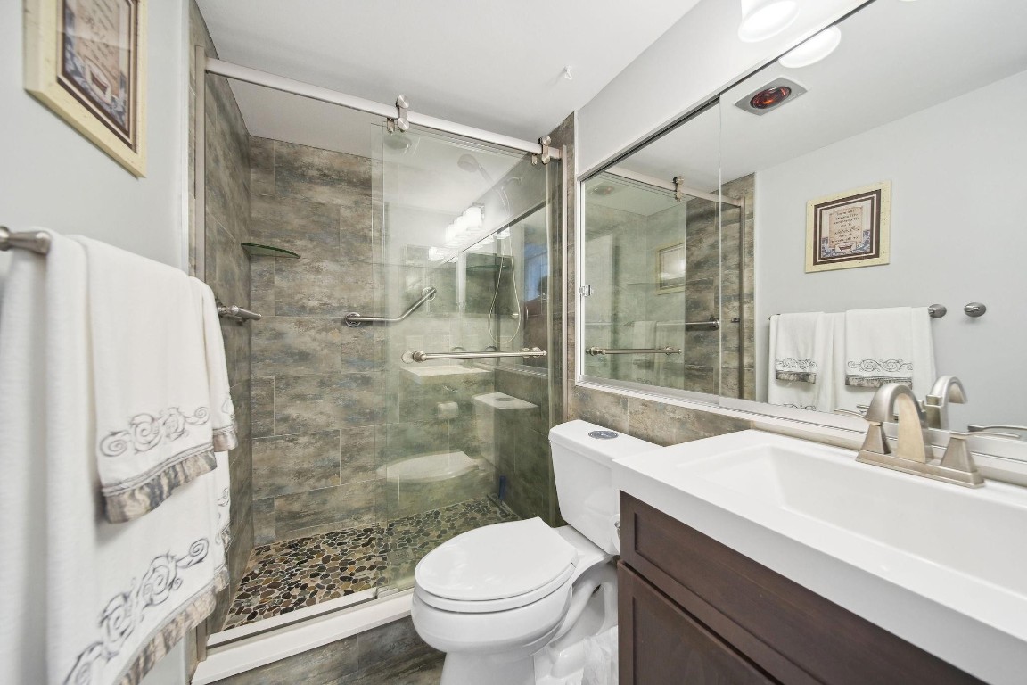 waters edge condo - Residential