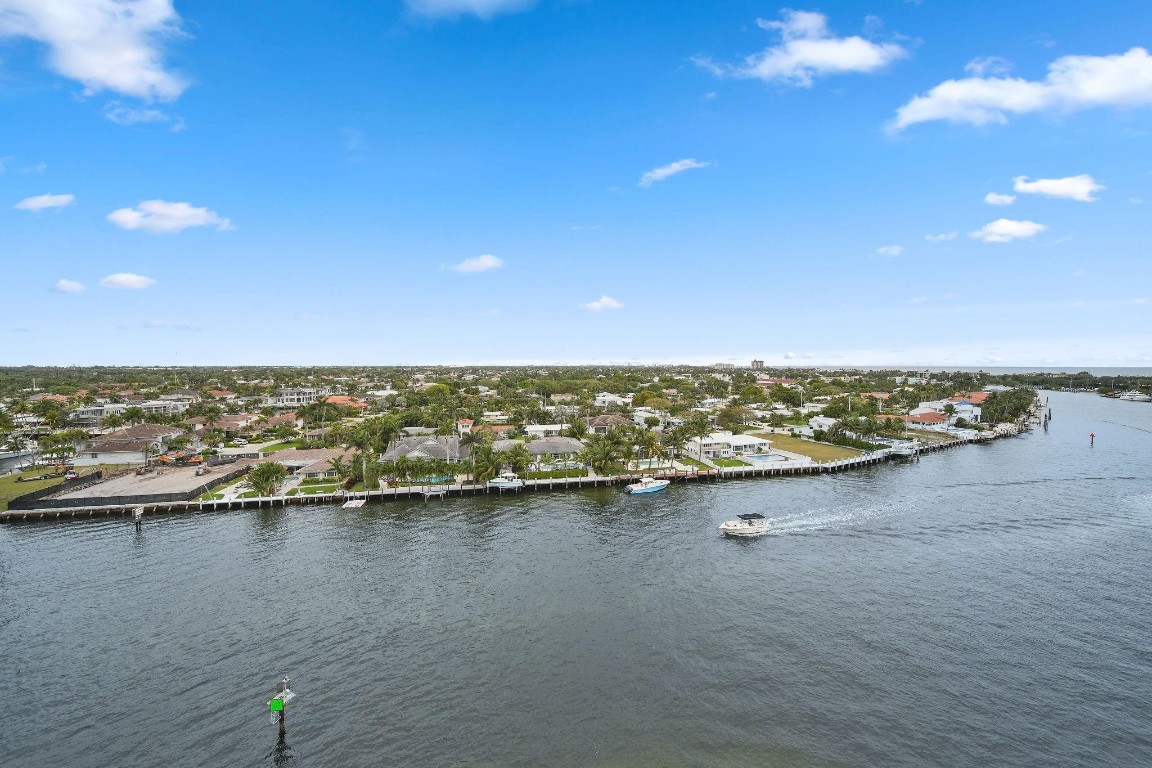 waters edge condo - Residential