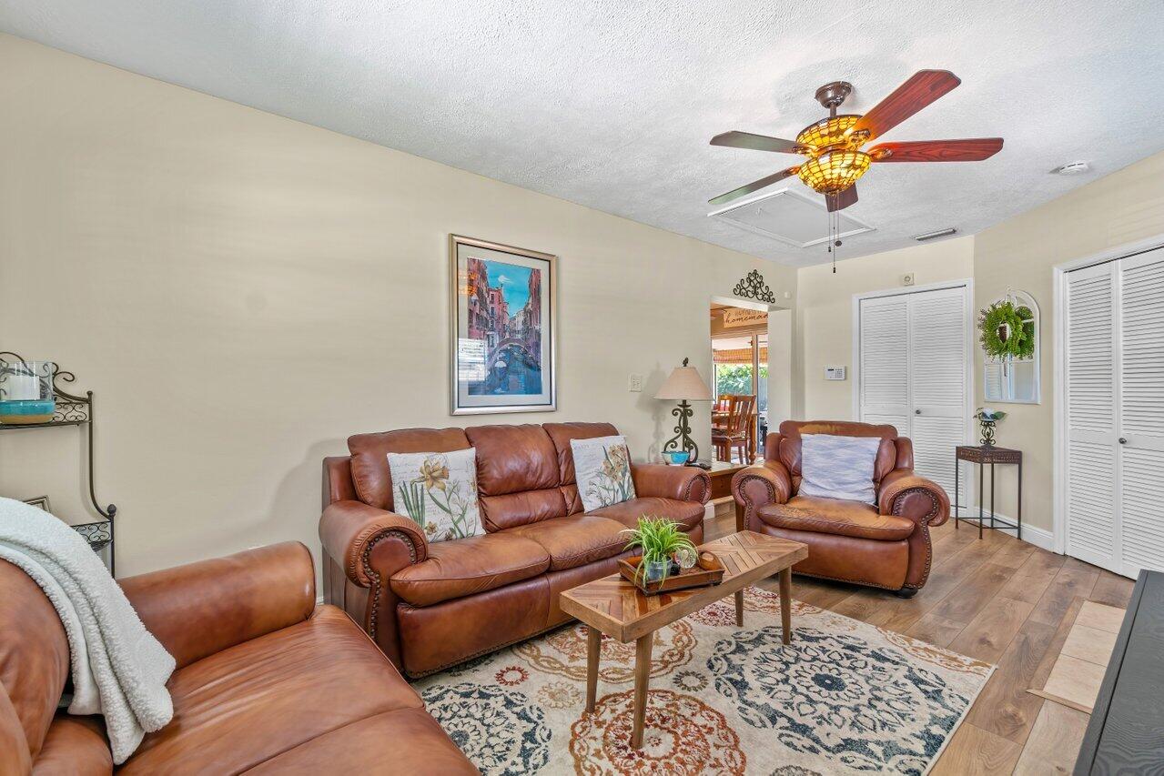 FLORAL PARK - Residential