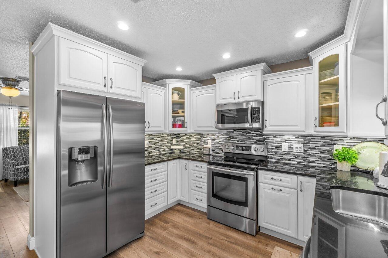 FLORAL PARK - Residential