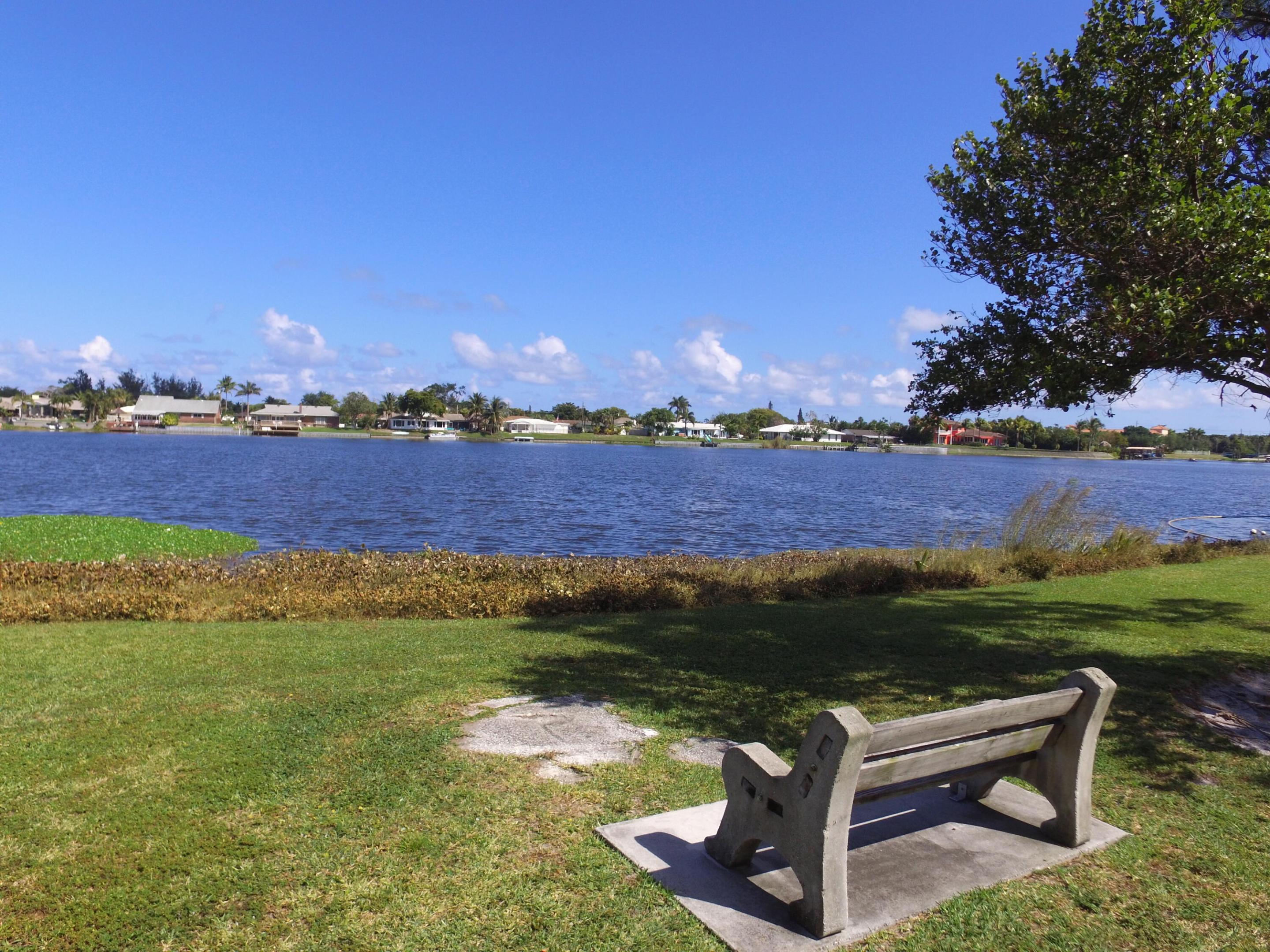 FLORAL PARK - Residential