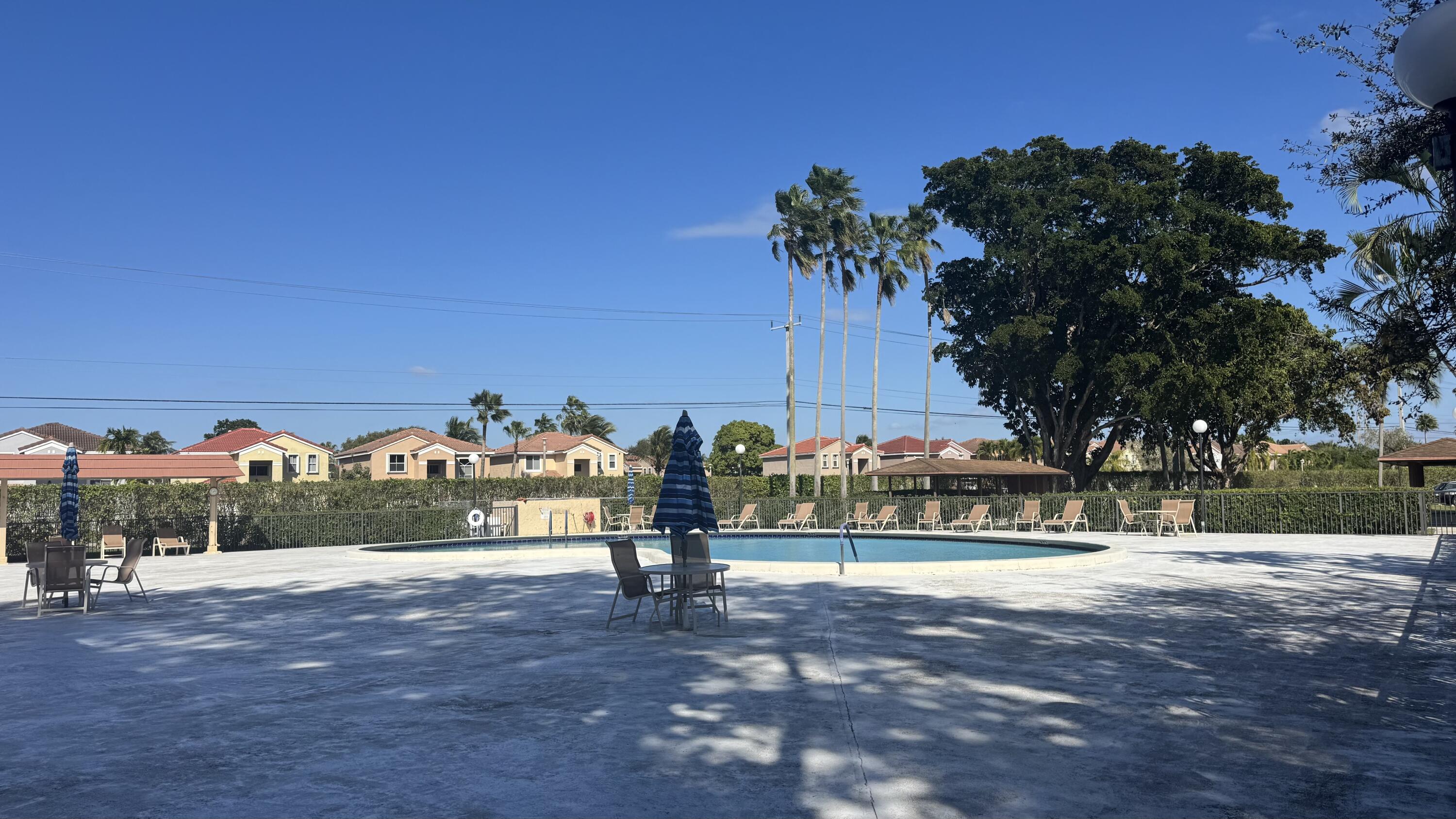 PALM SPRINGS 3 - Residential