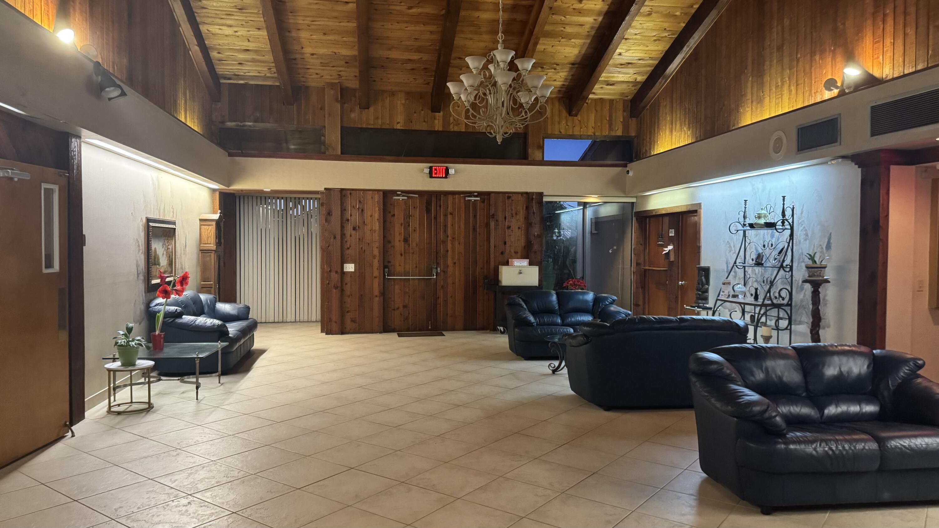 PALM SPRINGS 3 - Residential