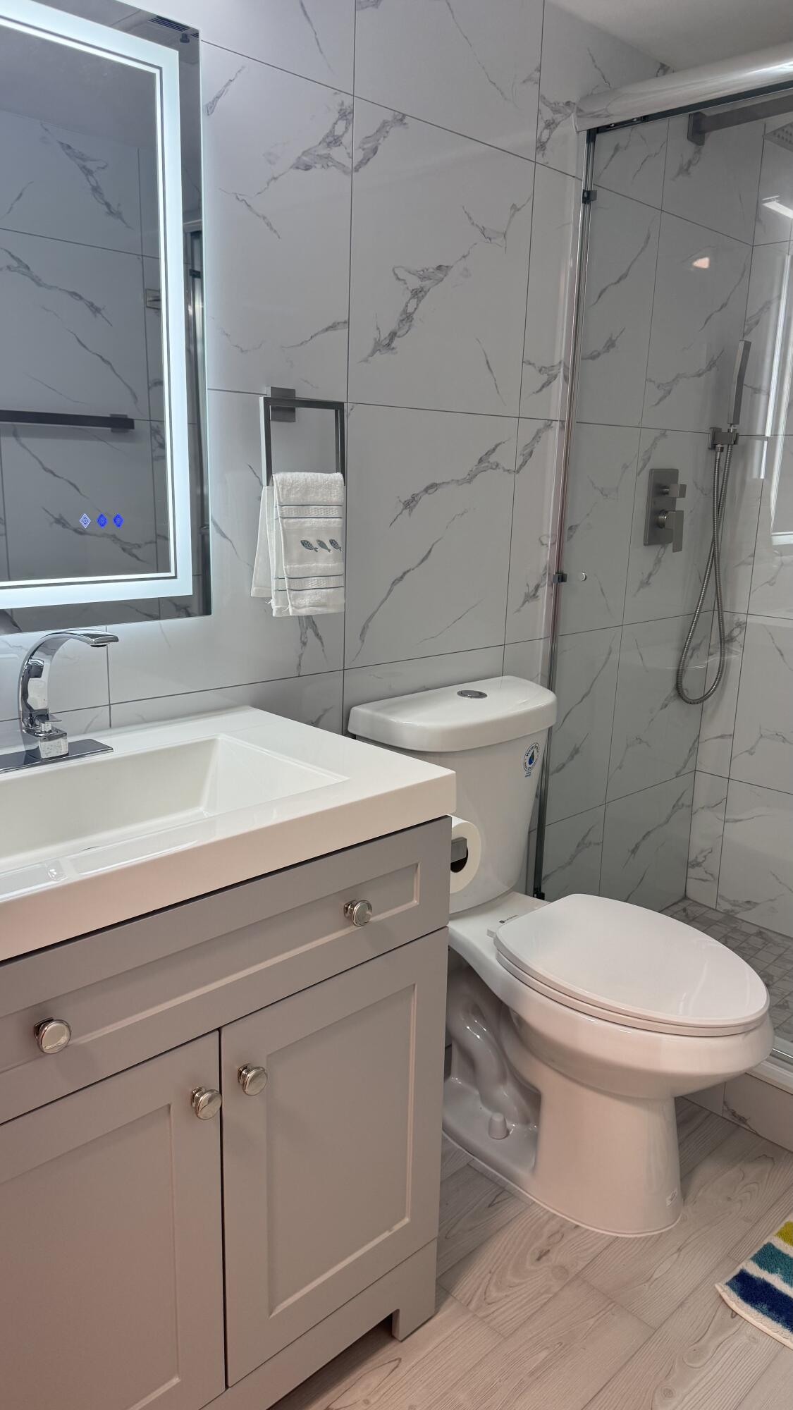 PALM SPRINGS 3 - Residential