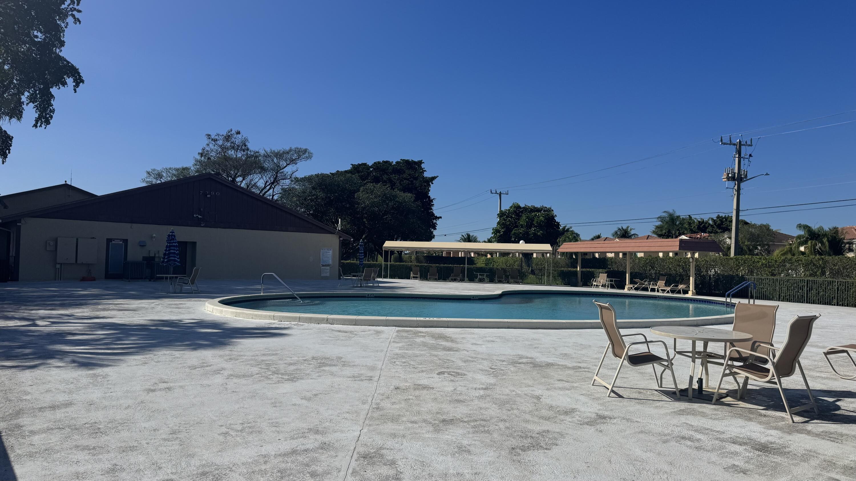 PALM SPRINGS 3 - Residential