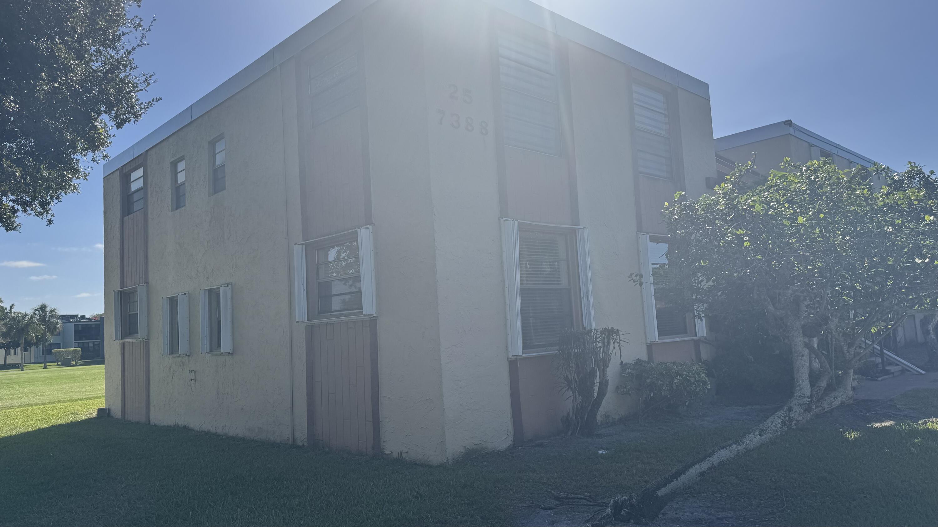 PALM SPRINGS 3 - Residential