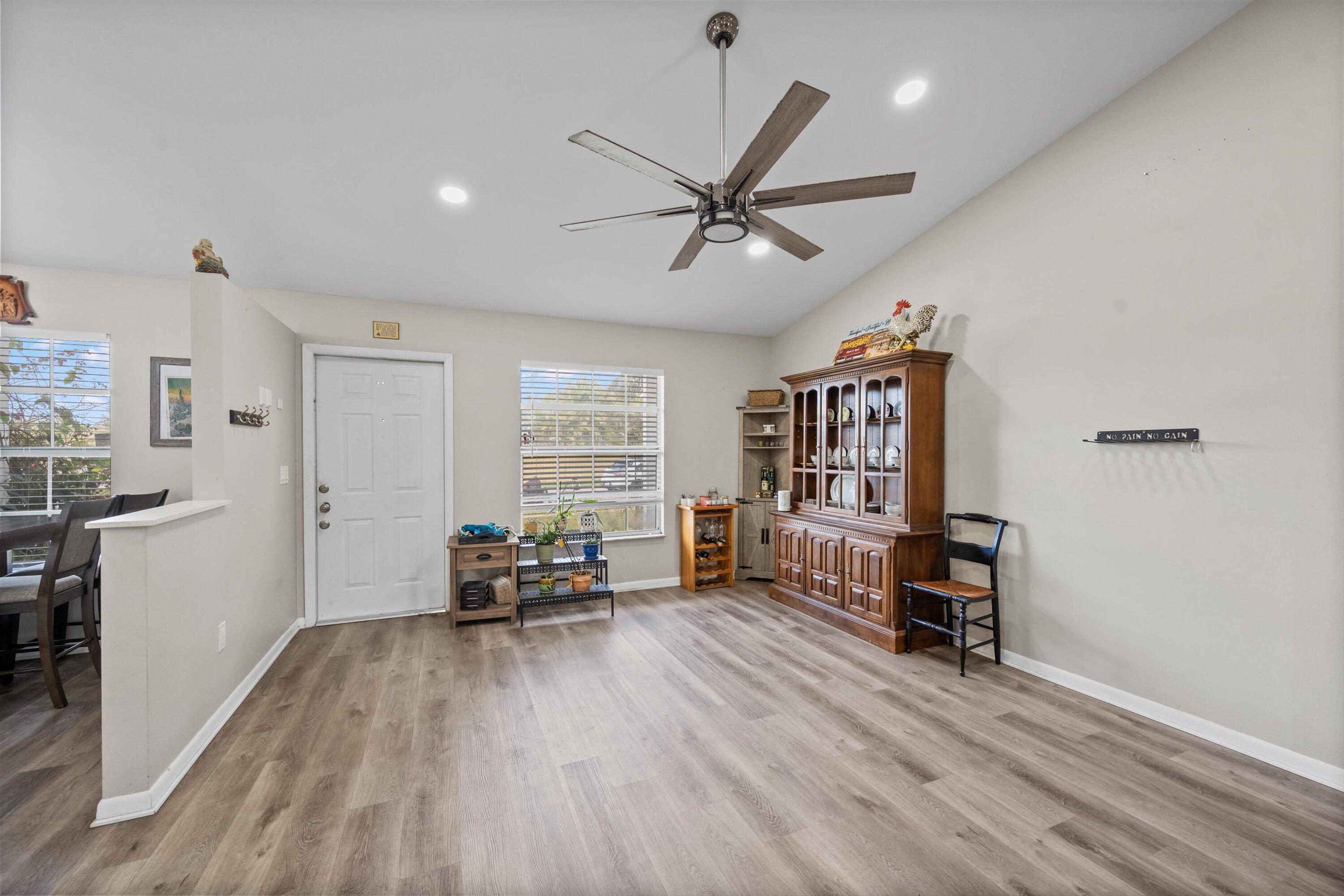 COUNTRYWOOD 3 - Residential