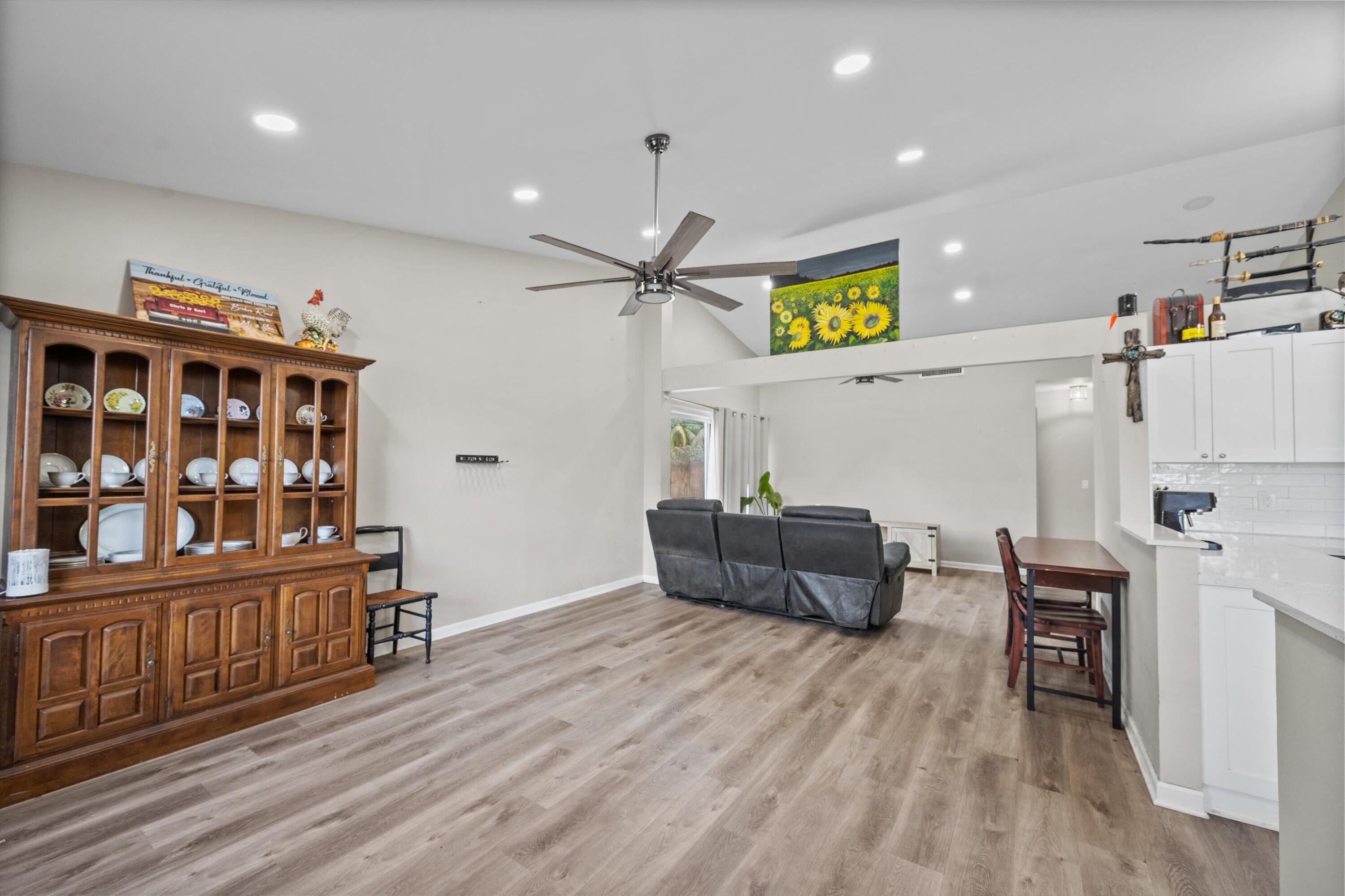 COUNTRYWOOD 3 - Residential