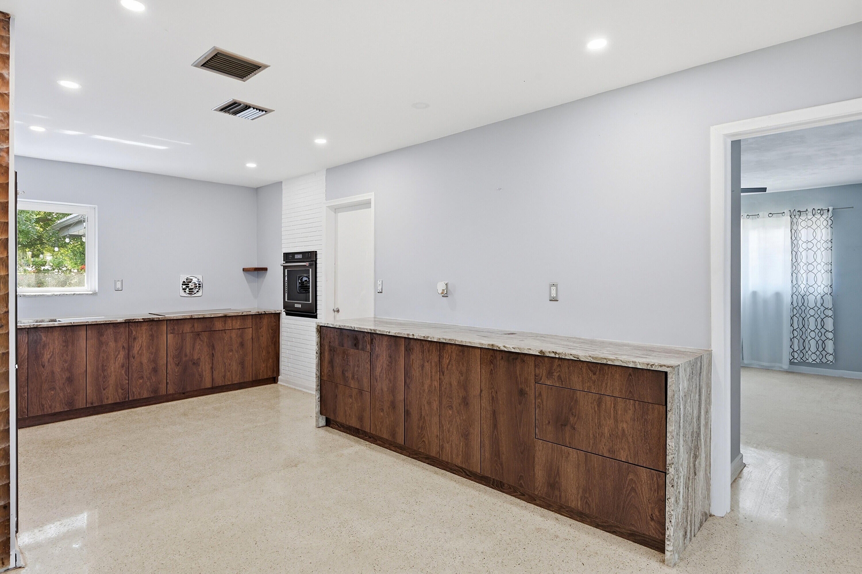 370 SW 13th Street, Pompano Beach FL 33060