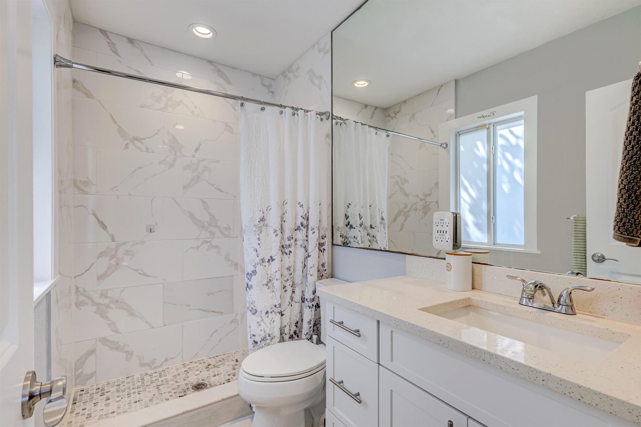 LAKEVIEW RIDGE - Residential