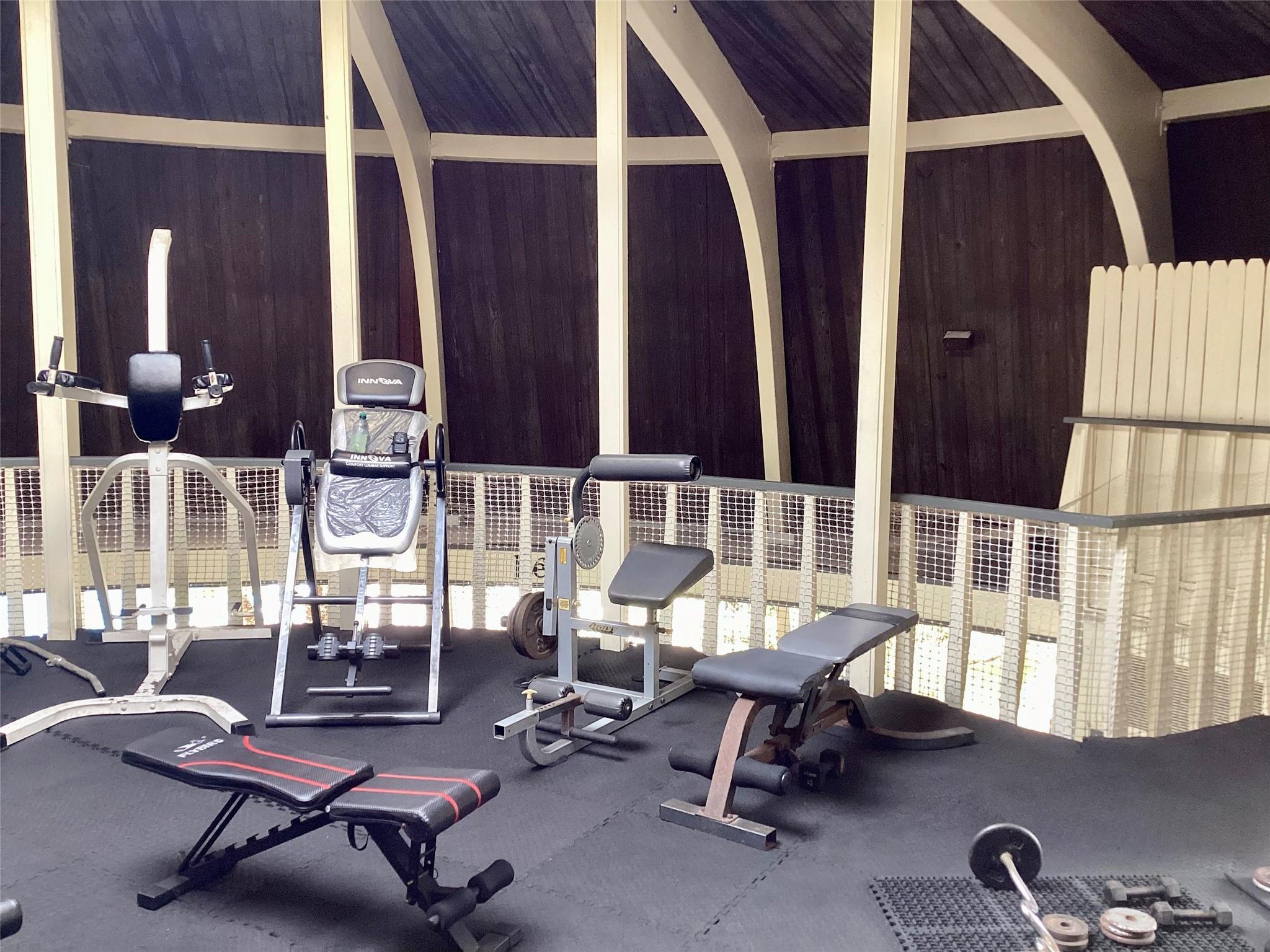 Cross Fox - Residential