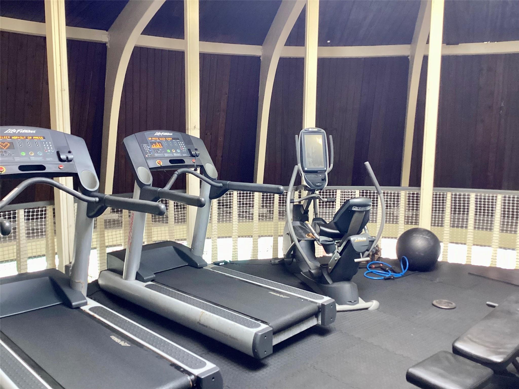 Cross Fox - Residential