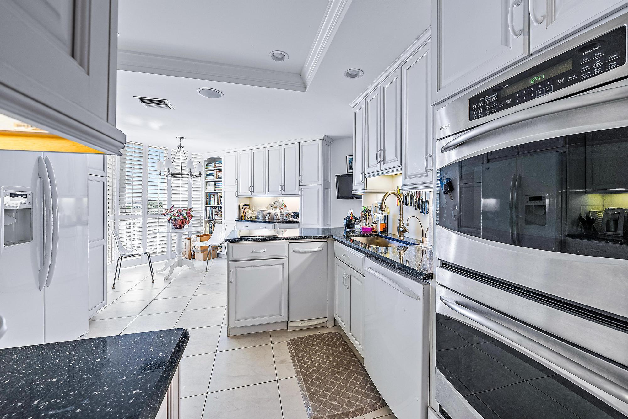 2500 Building - Residential