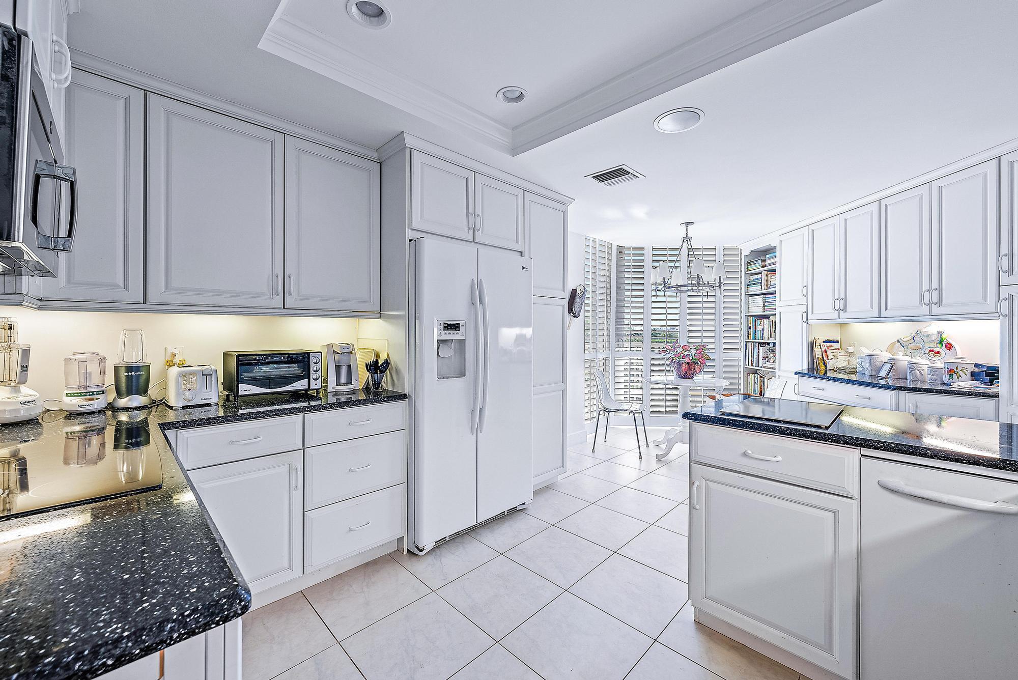 2500 Building - Residential