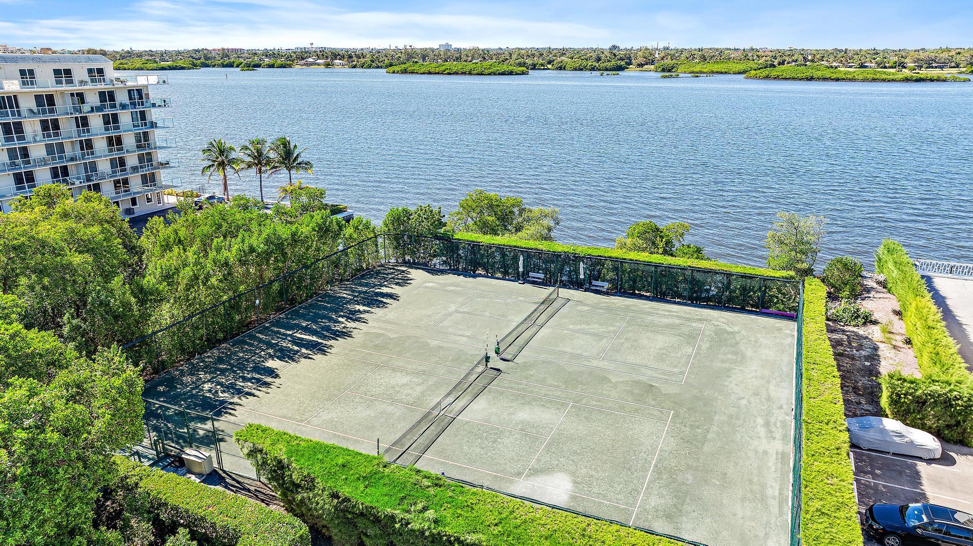 2500 Building - Residential