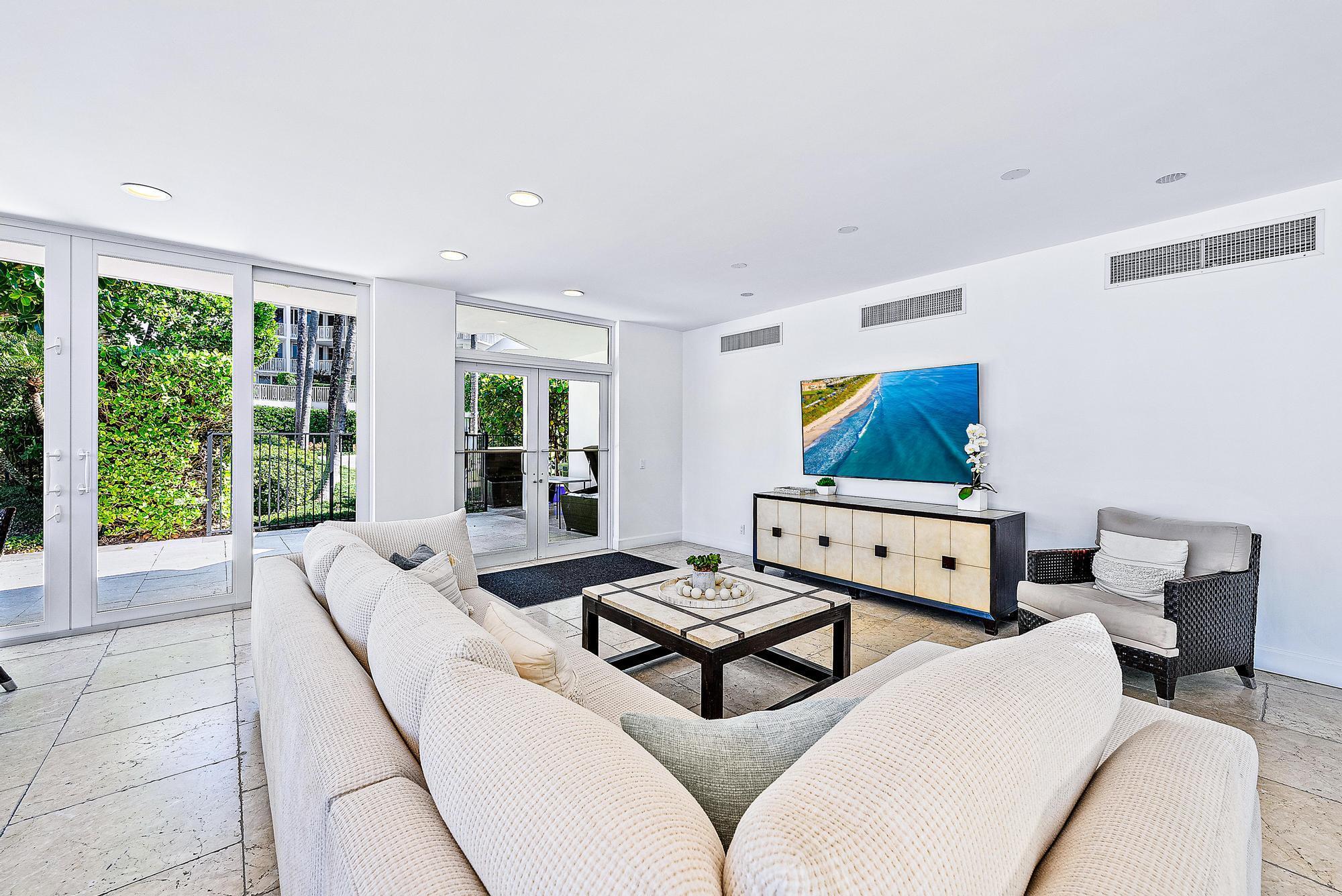 2500 Building - Residential