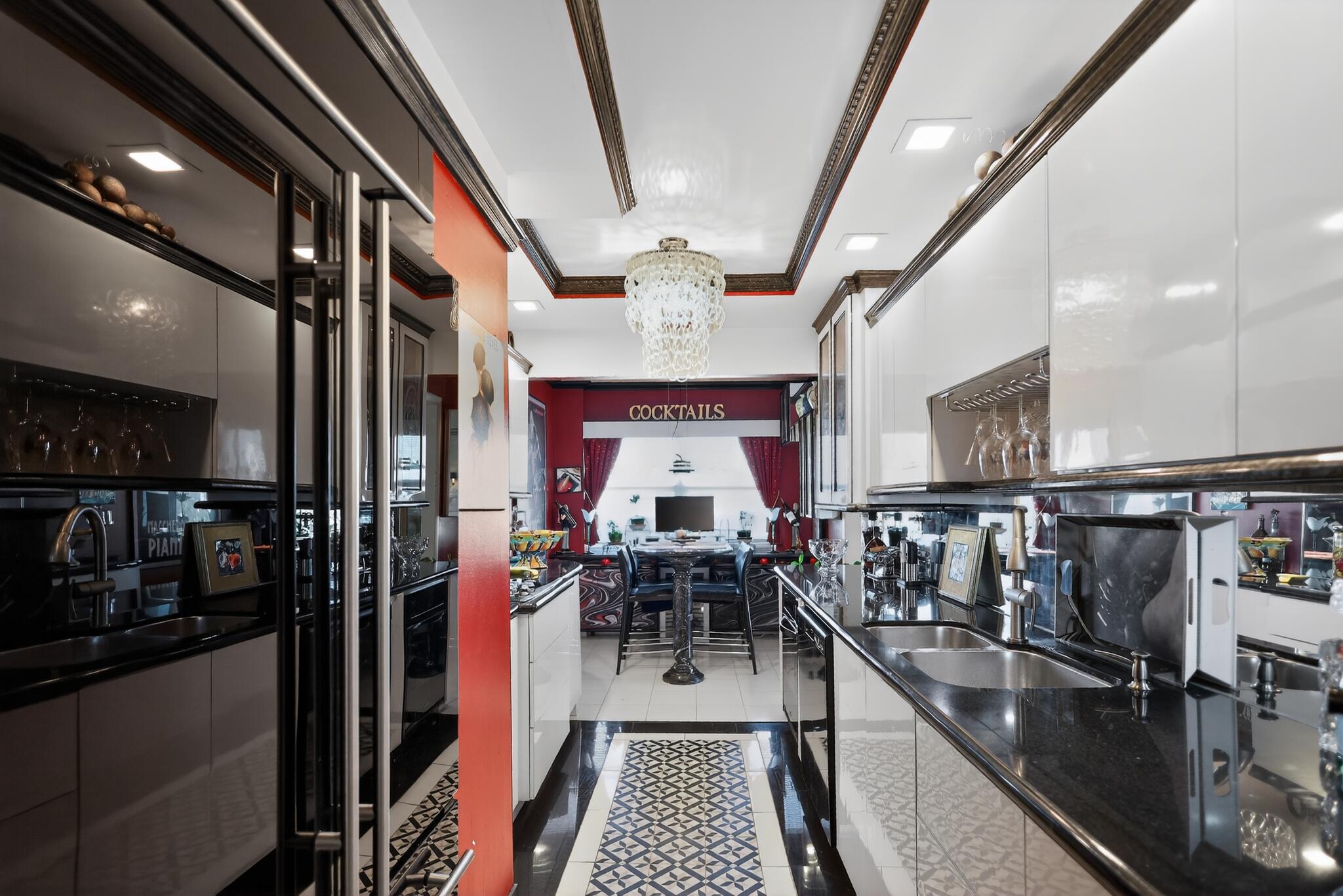 SOUTHPOINT CONDO - Residential