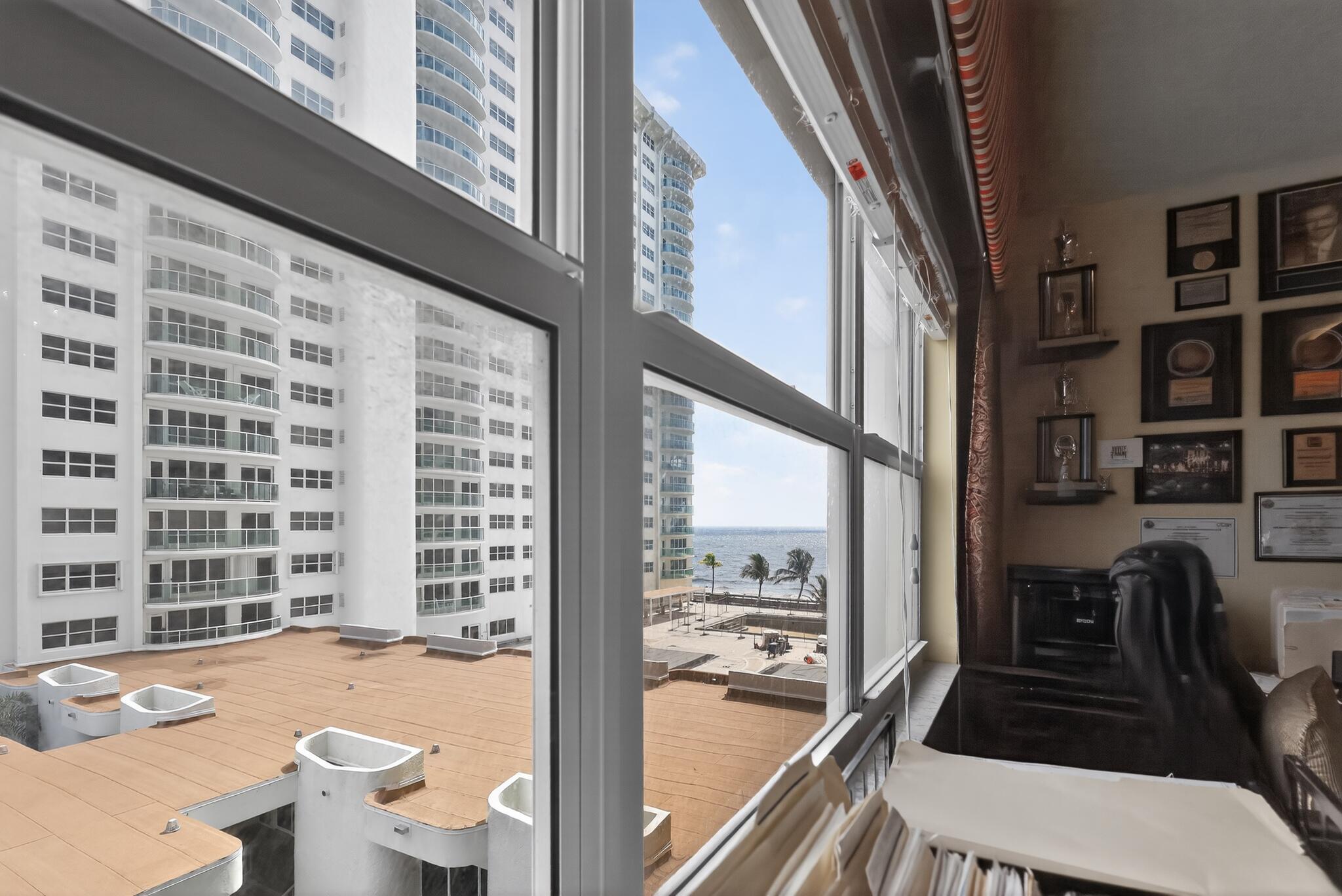 SOUTHPOINT CONDO - Residential