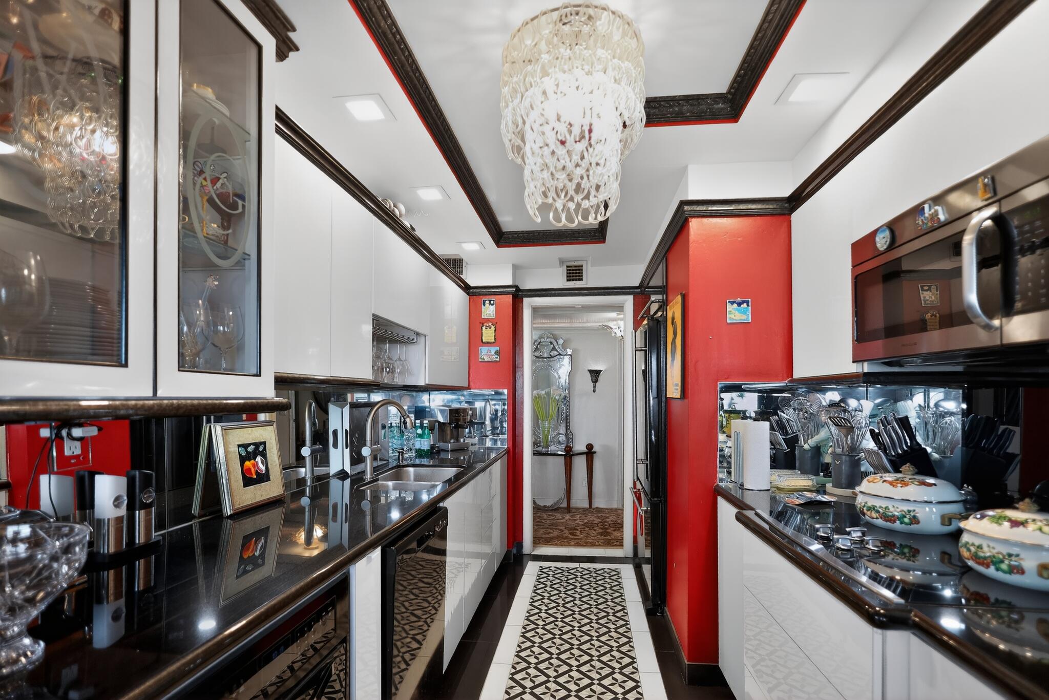 SOUTHPOINT CONDO - Residential