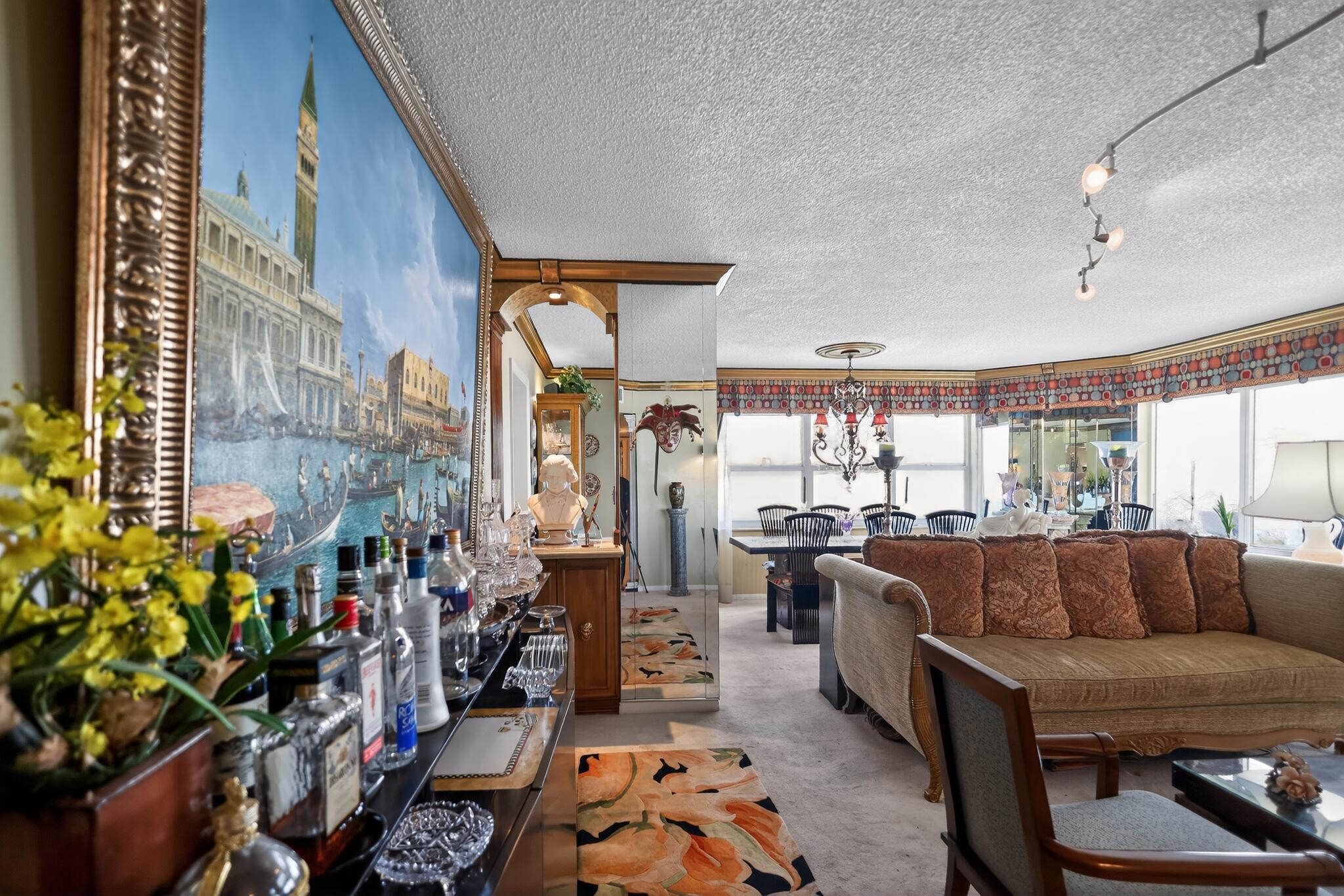 SOUTHPOINT CONDO - Residential