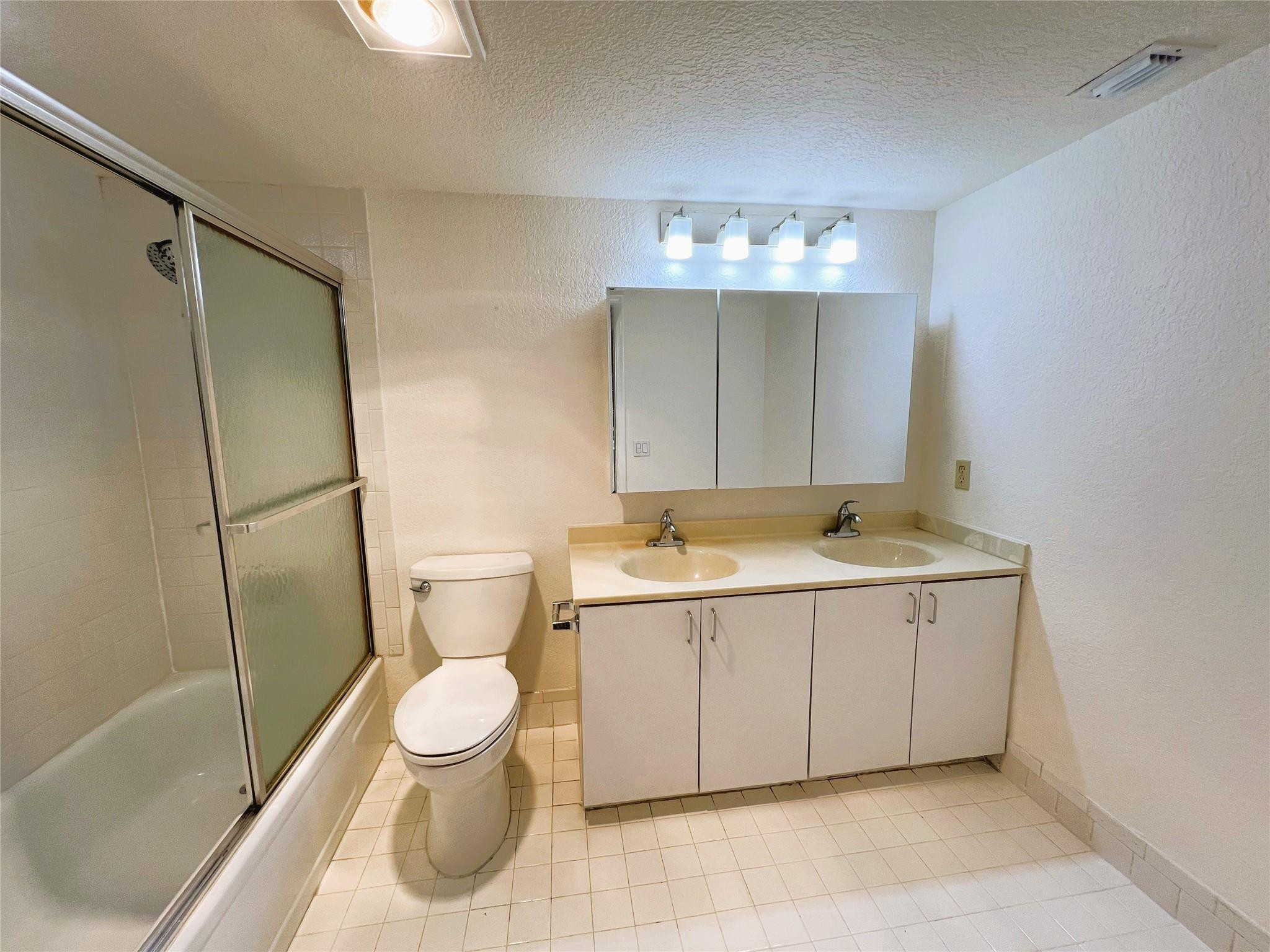 WYNMOOR - Residential