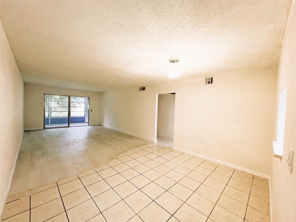 Photo of 2502 Antigua Terrace #K-1, Coconut Creek, FL 33066 (MLS # F10556828)