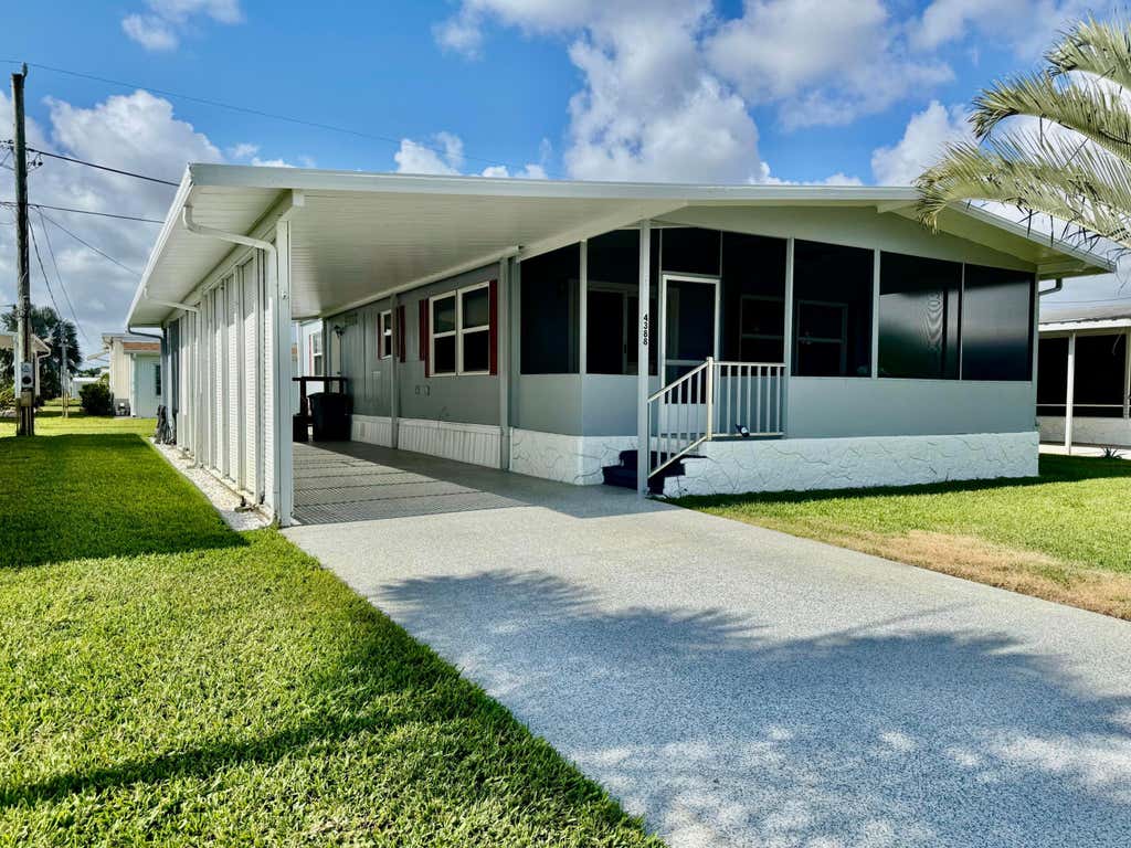 Photo of 4388 Meadow View Drive, Boynton Beach, FL 33436 (MLS # R11086067)