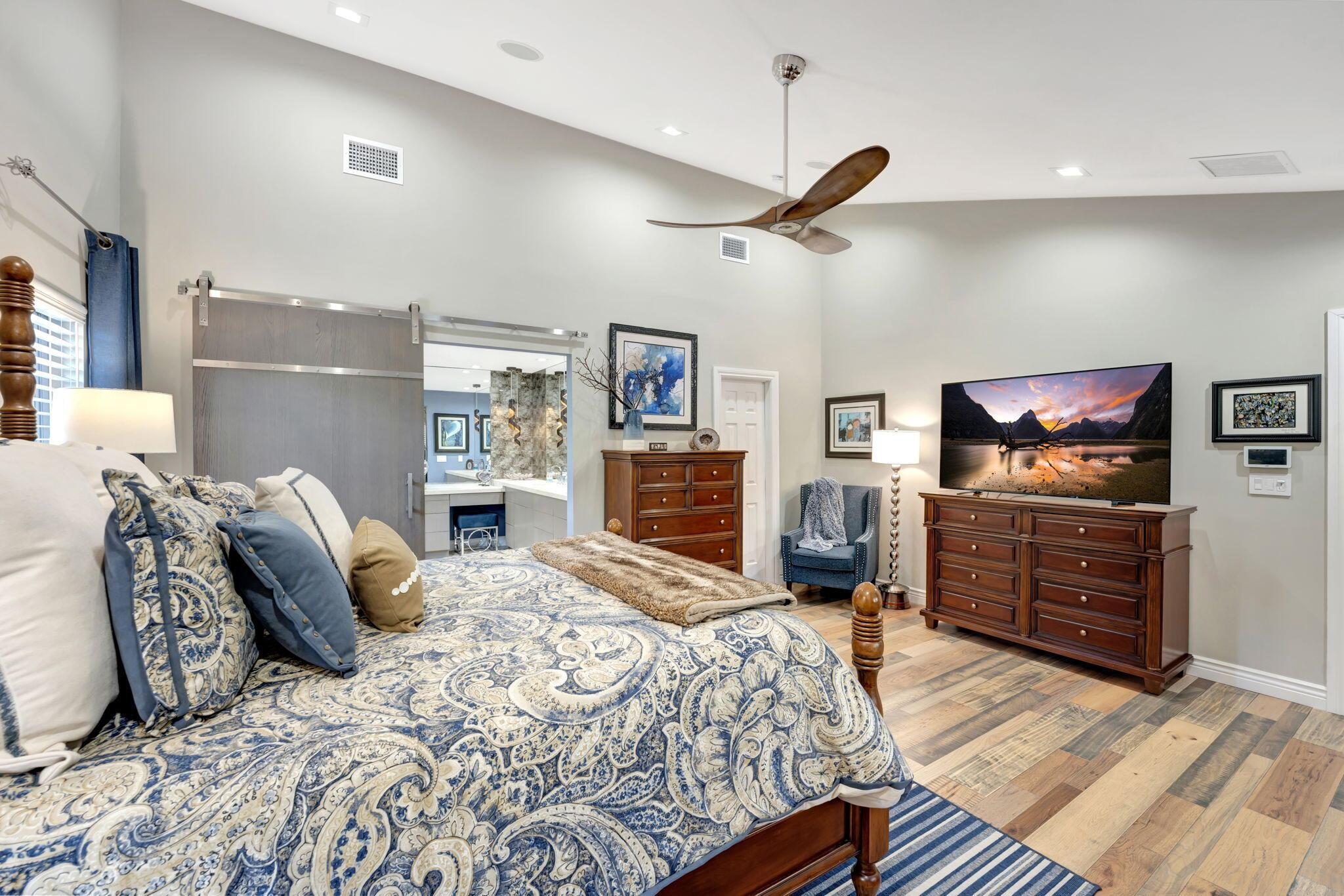 WOODFIELD HUNT CLUB - Residential