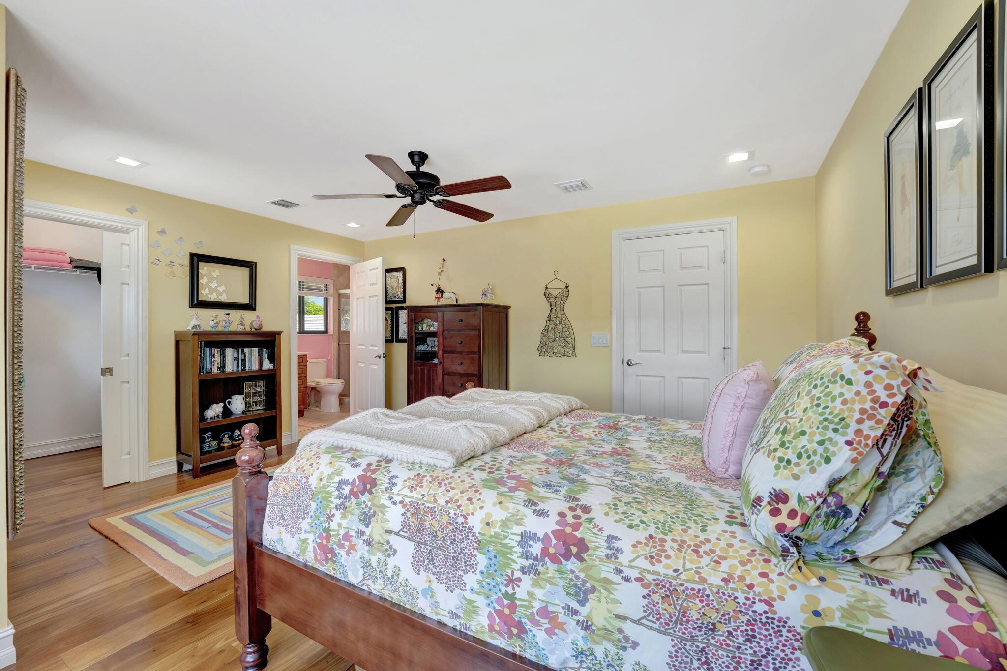 WOODFIELD HUNT CLUB - Residential