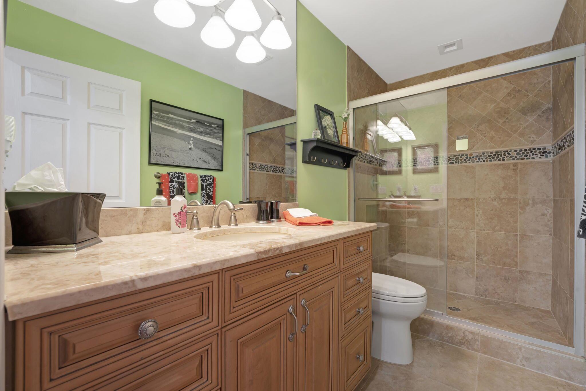 WOODFIELD HUNT CLUB - Residential