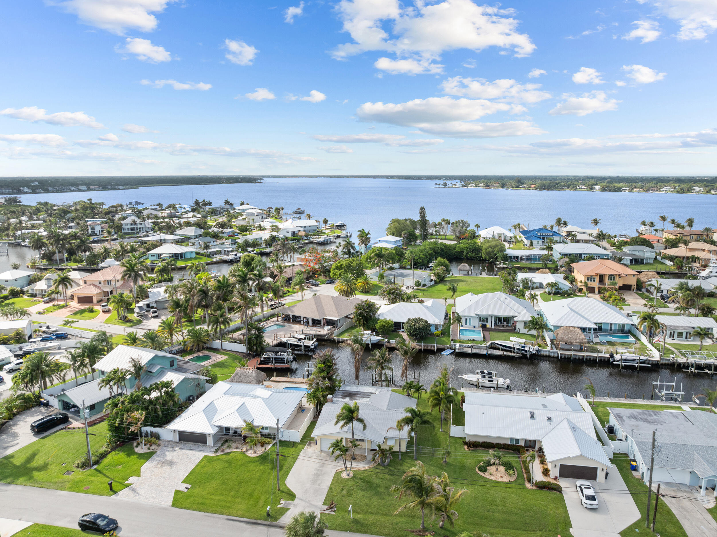 LIGHTHOUSE POINT - Residential