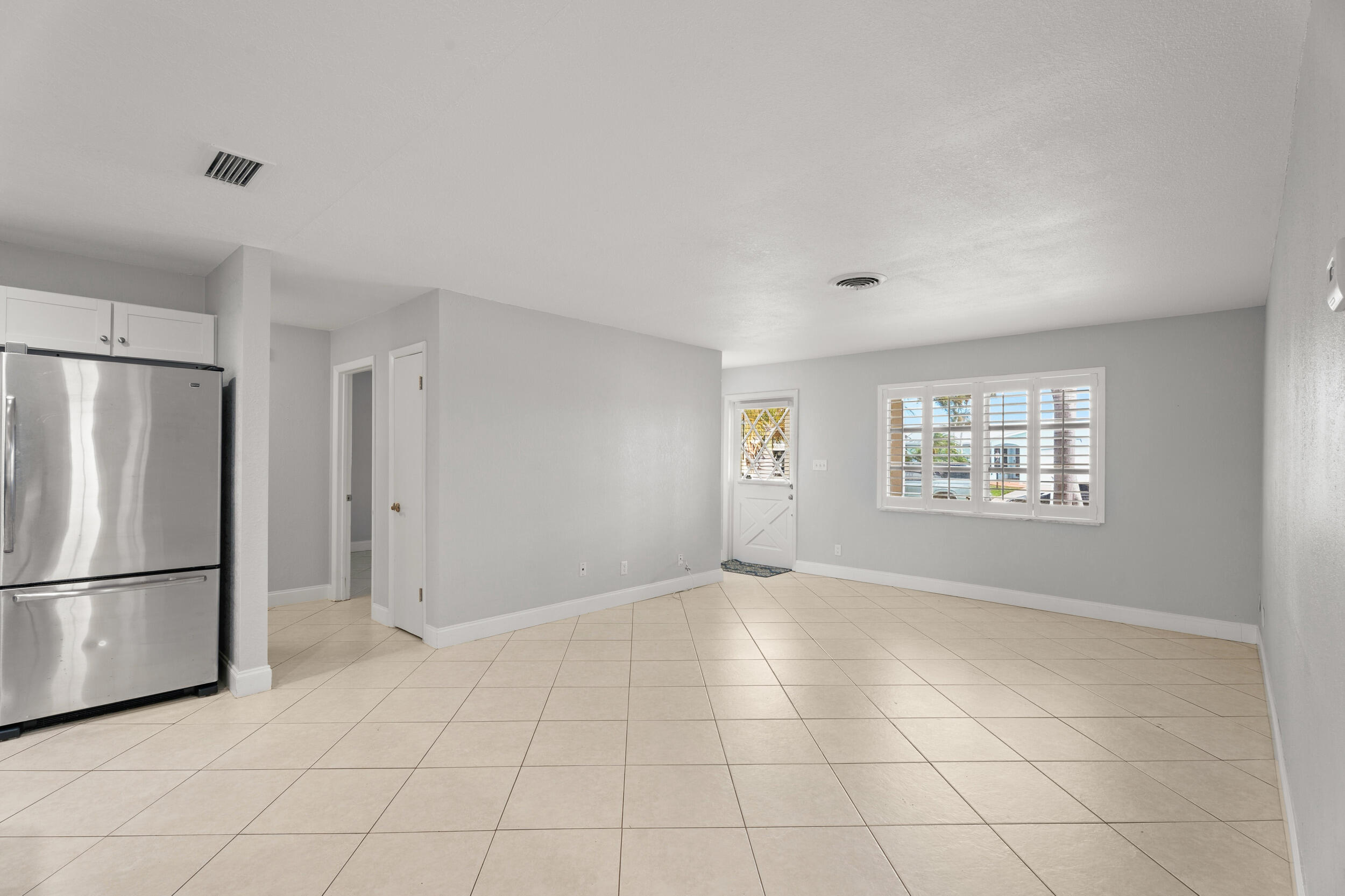 LIGHTHOUSE POINT - Residential